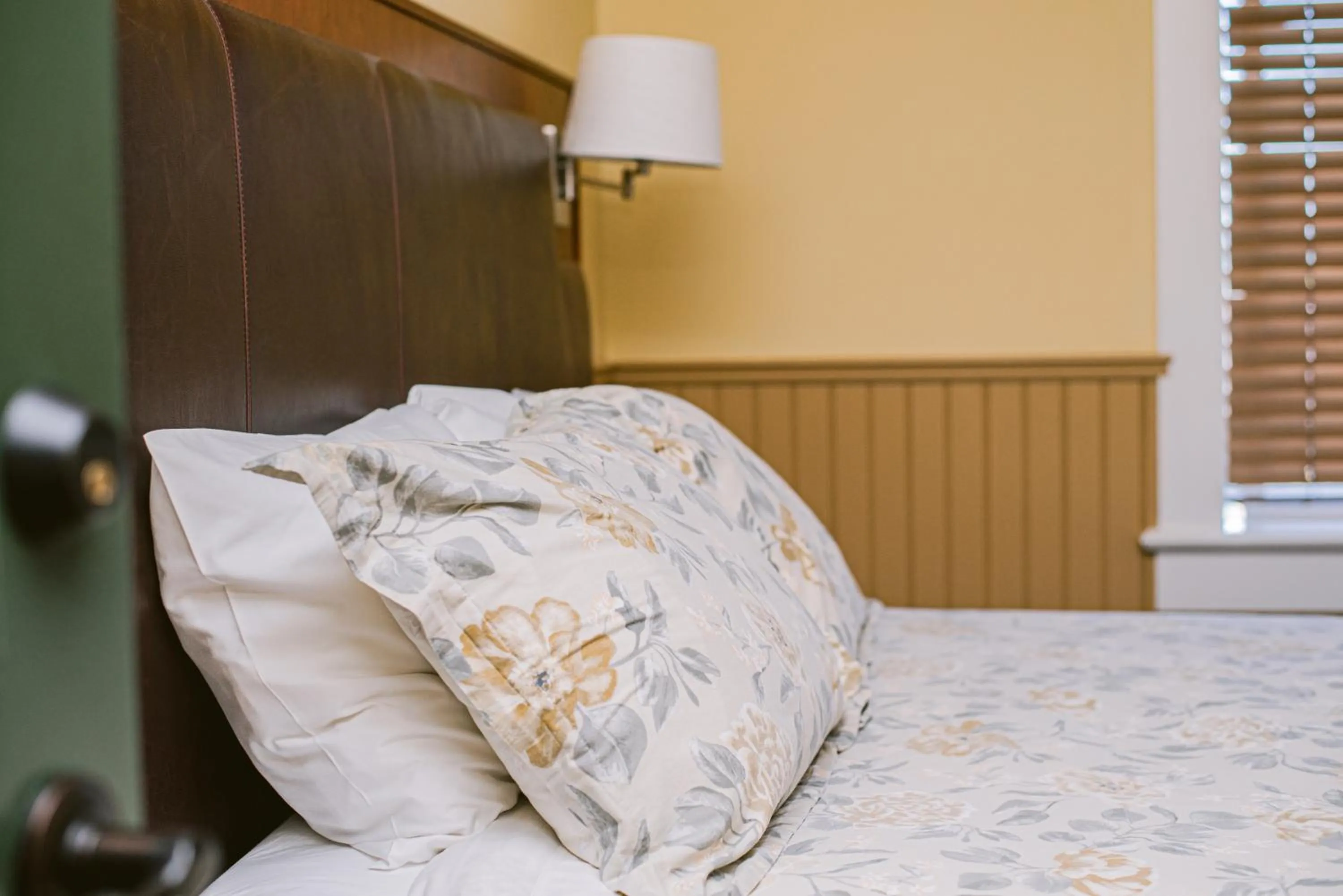 Bed in Salt Spring Inn