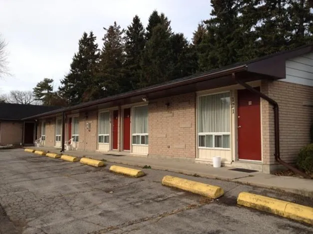 Facade/entrance in Lotus Motel