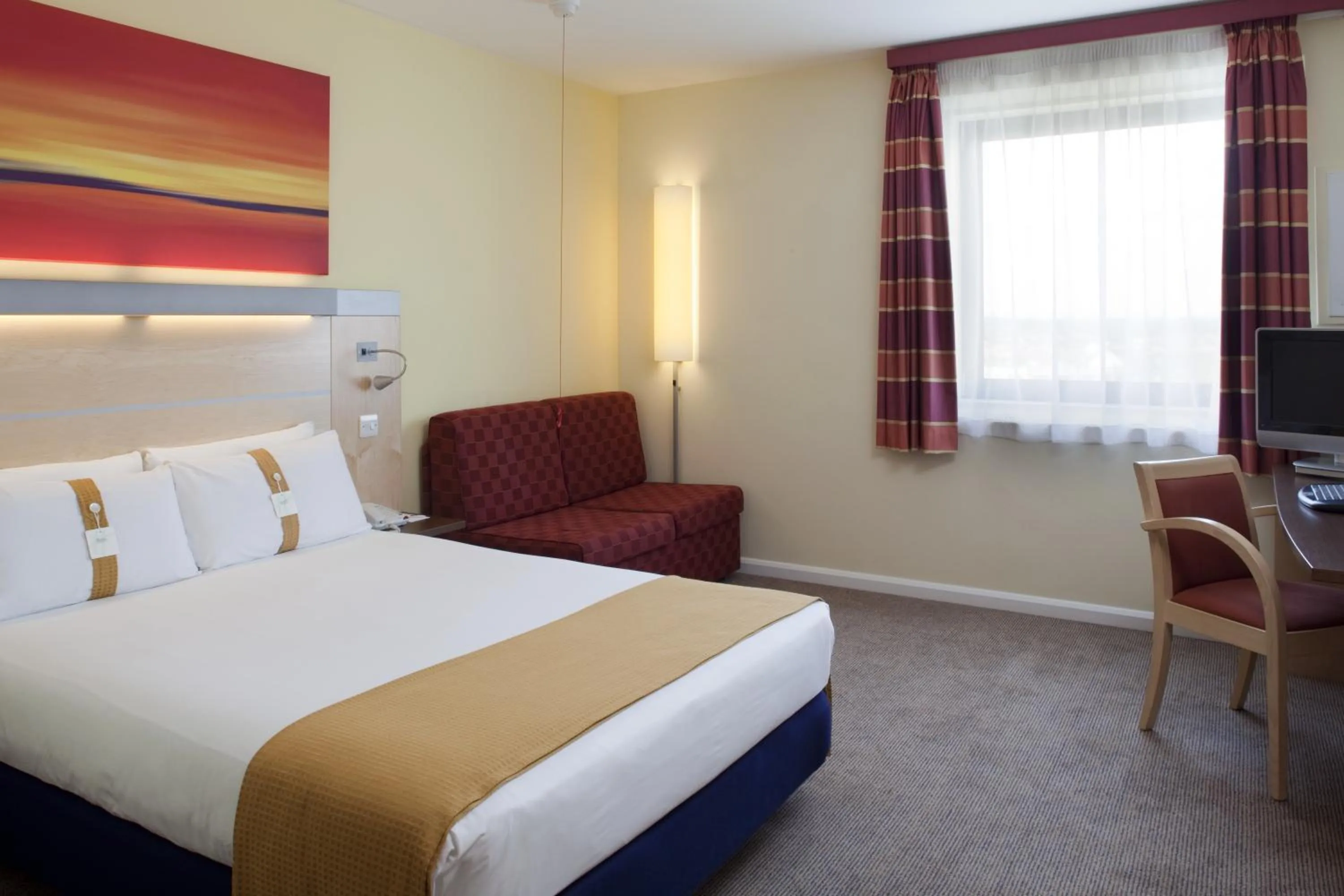 Photo of the whole room in Holiday Inn Express London - Newbury Park, an IHG Hotel