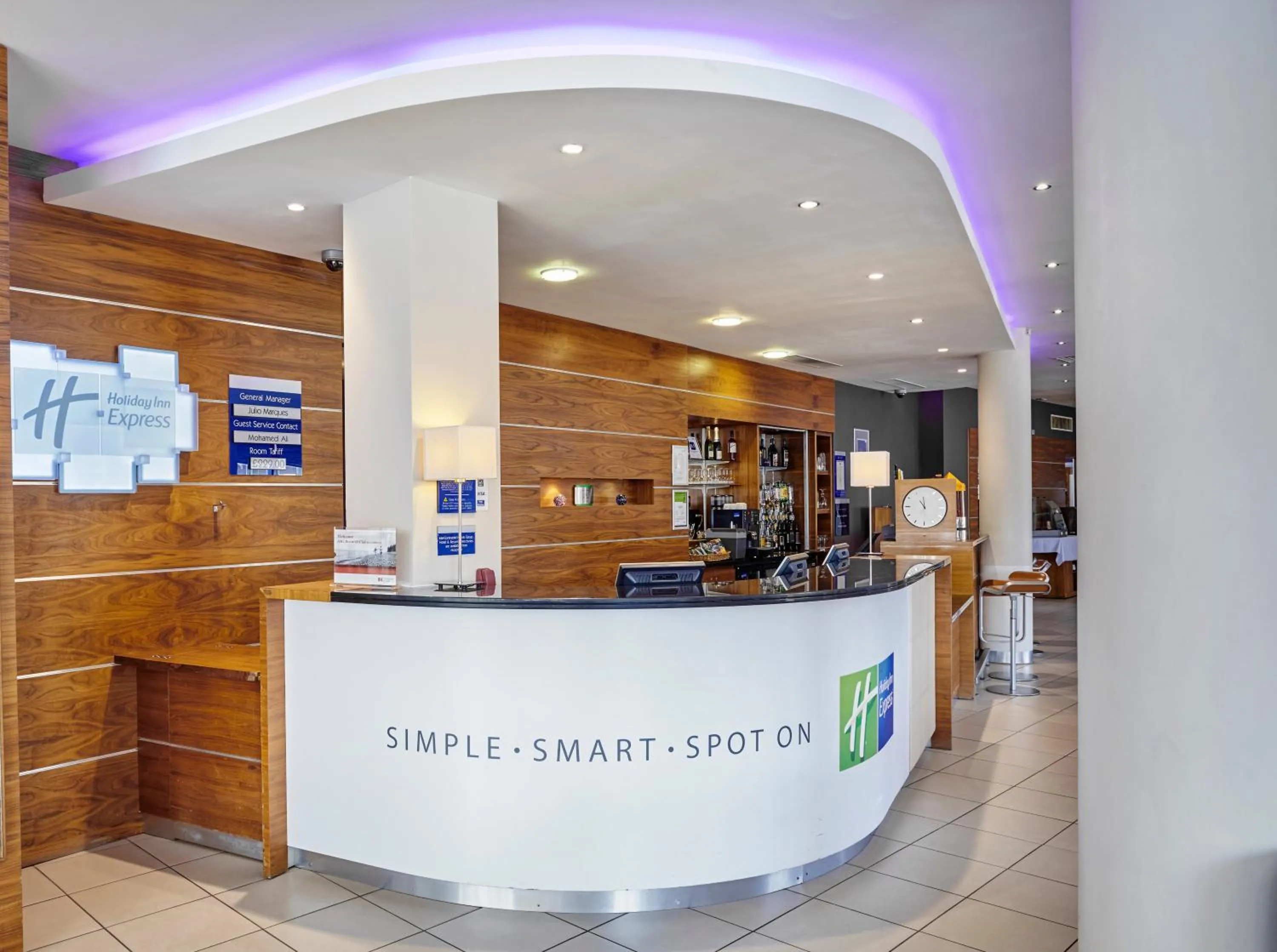 Property building, Lobby/Reception in Holiday Inn Express London - Newbury Park, an IHG Hotel