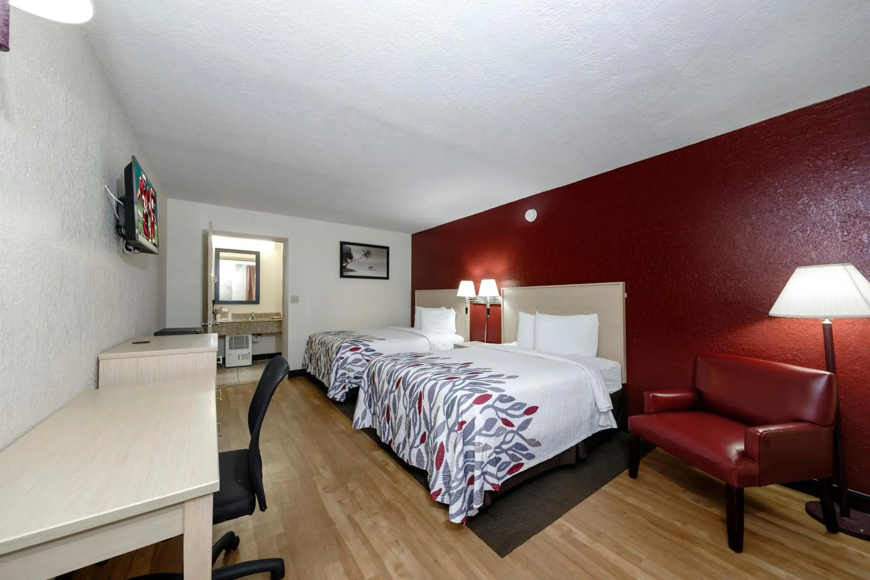 Photo of the whole room, Room Photo in Red Roof Inn Ft. Myers