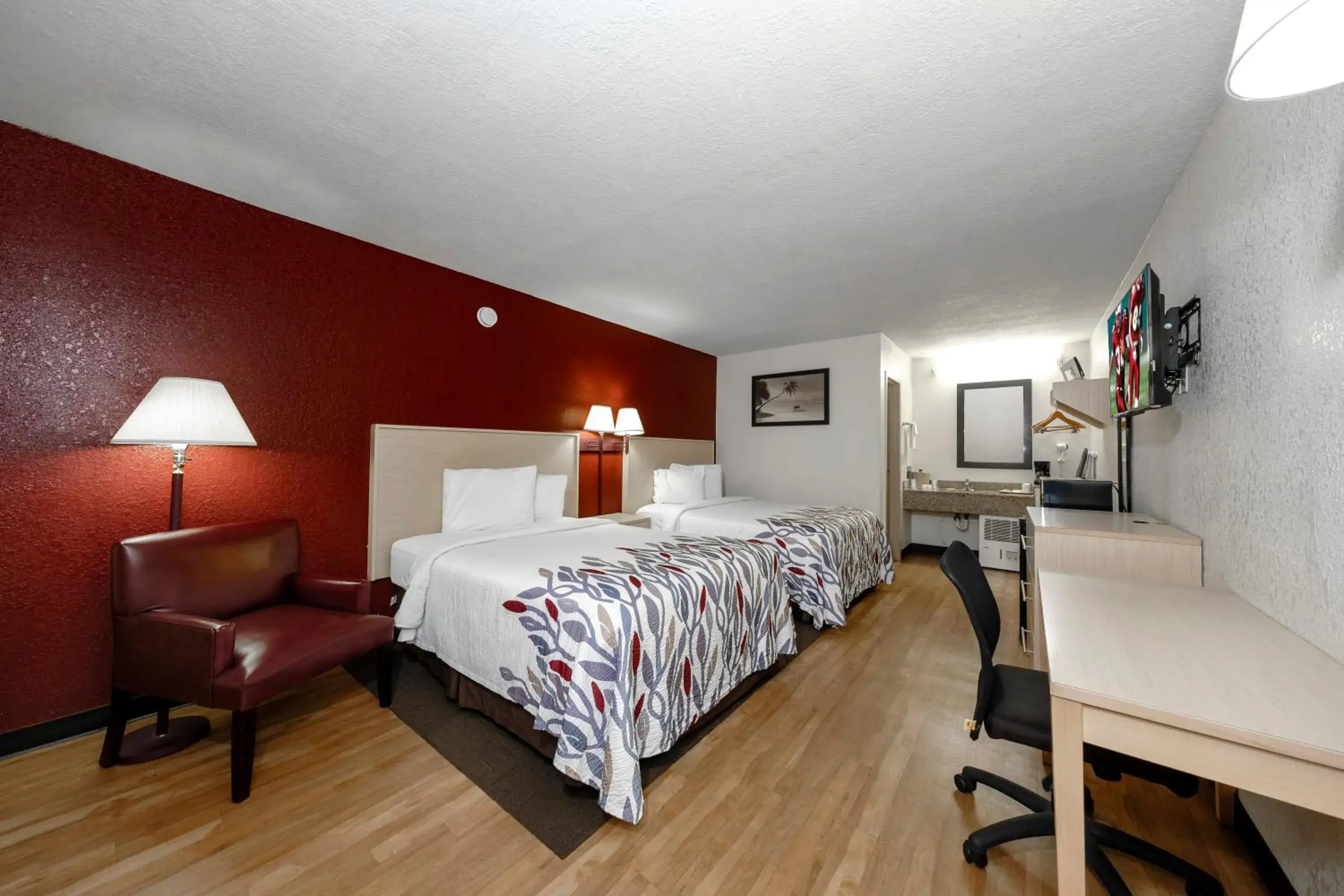 Photo of the whole room, Room Photo in Red Roof Inn Ft. Myers