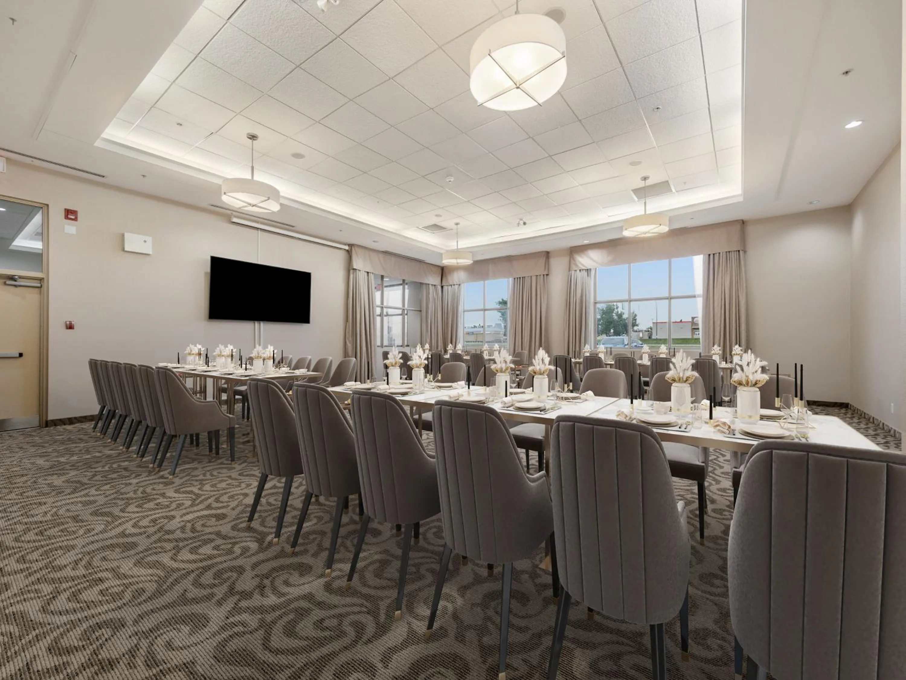 Banquet/Function facilities in Holiday Inn Lethbridge by IHG