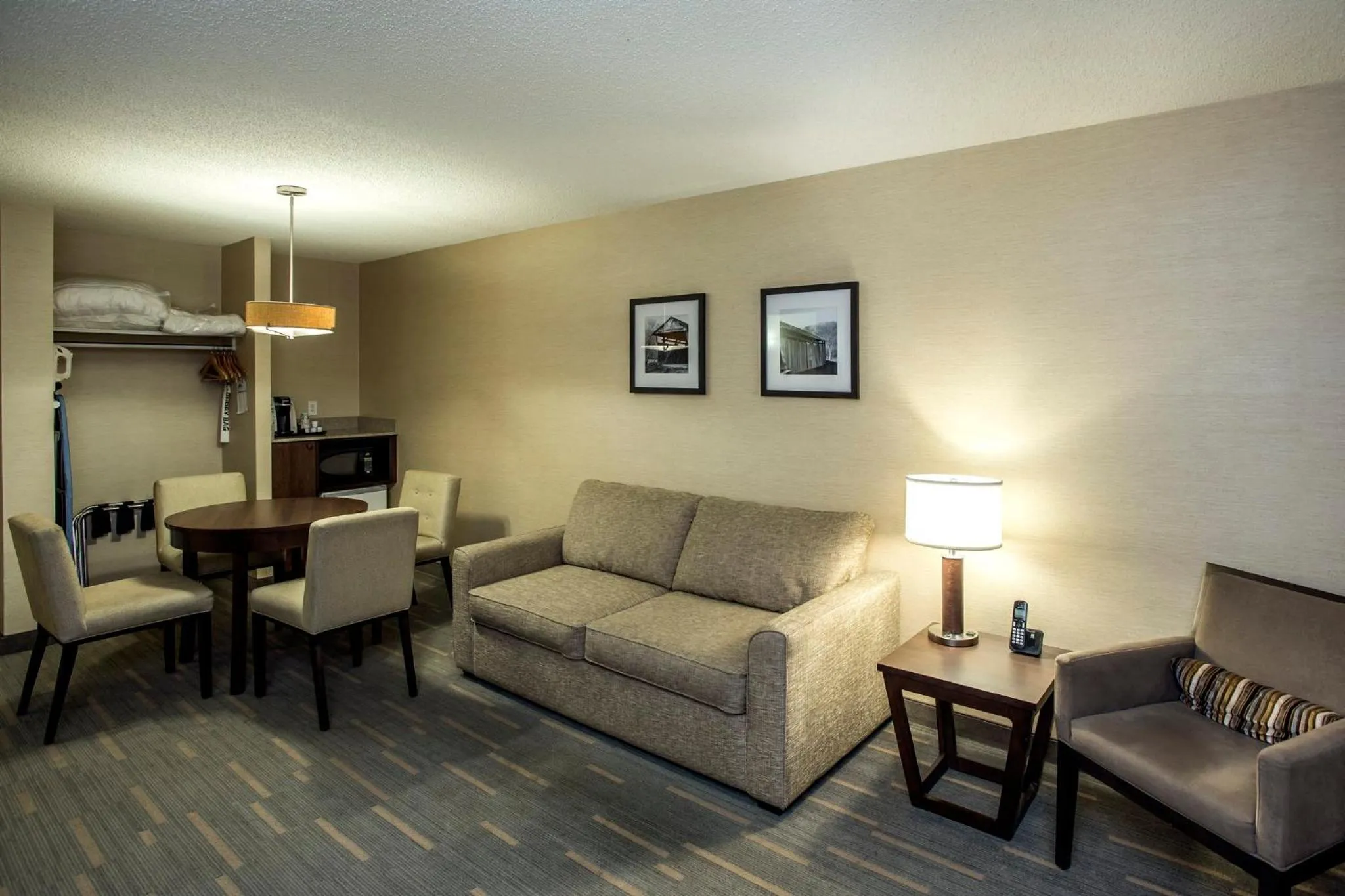 Photo of the whole room in Holiday Inn Lethbridge by IHG