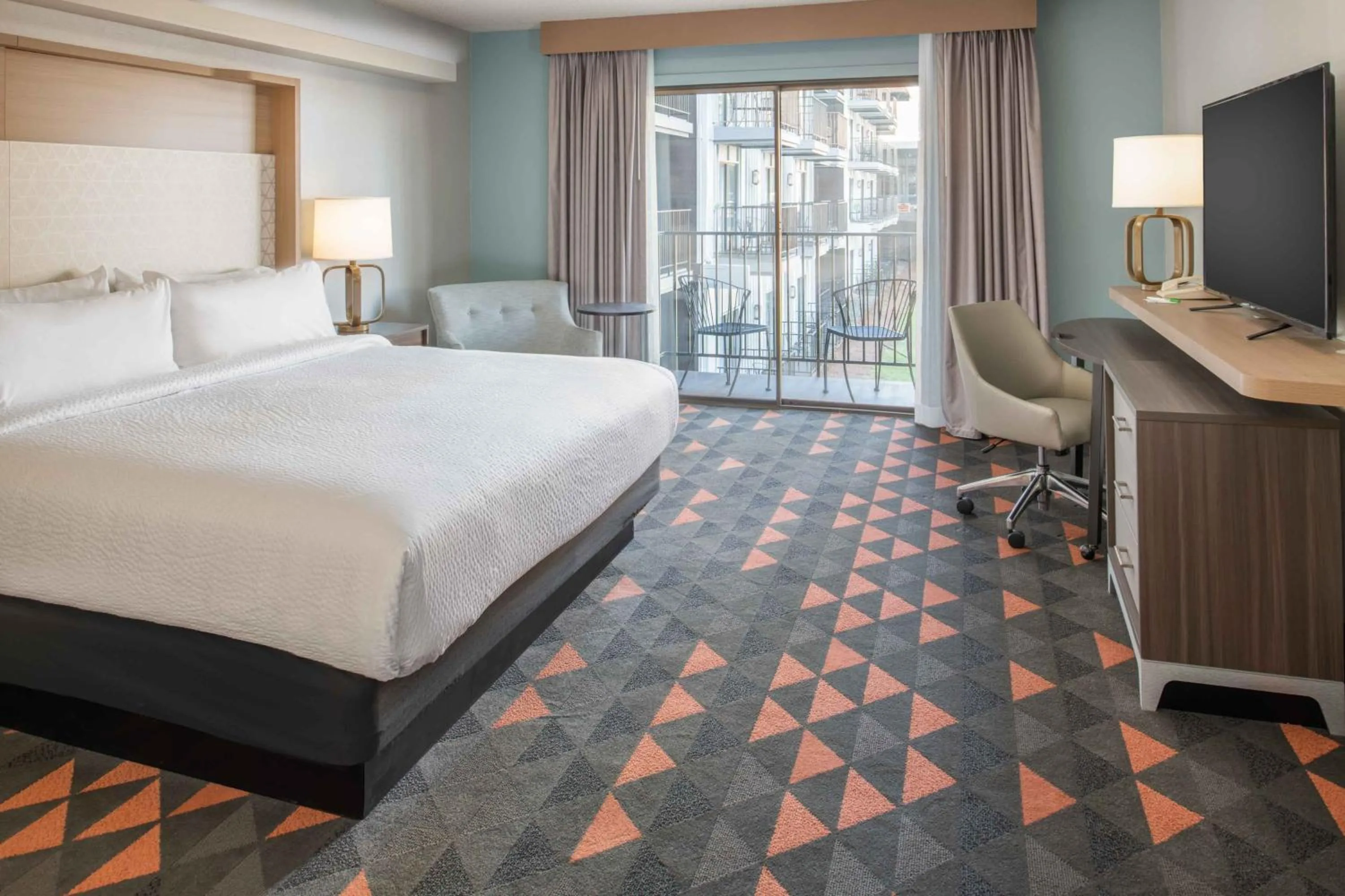 Bed in Holiday Inn Portland - Columbia Riverfront by IHG