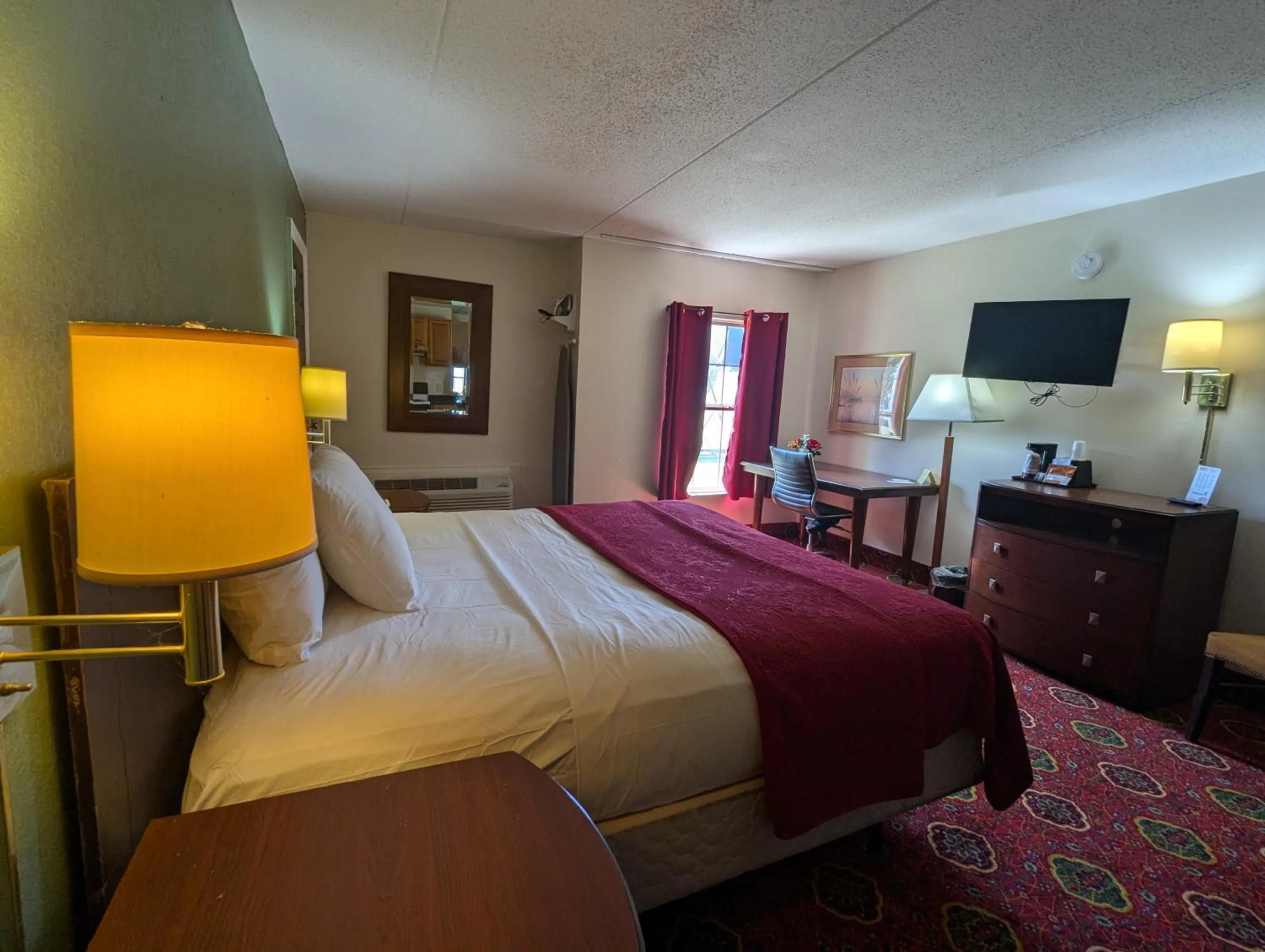 Bed in Select Inn Murfreesboro