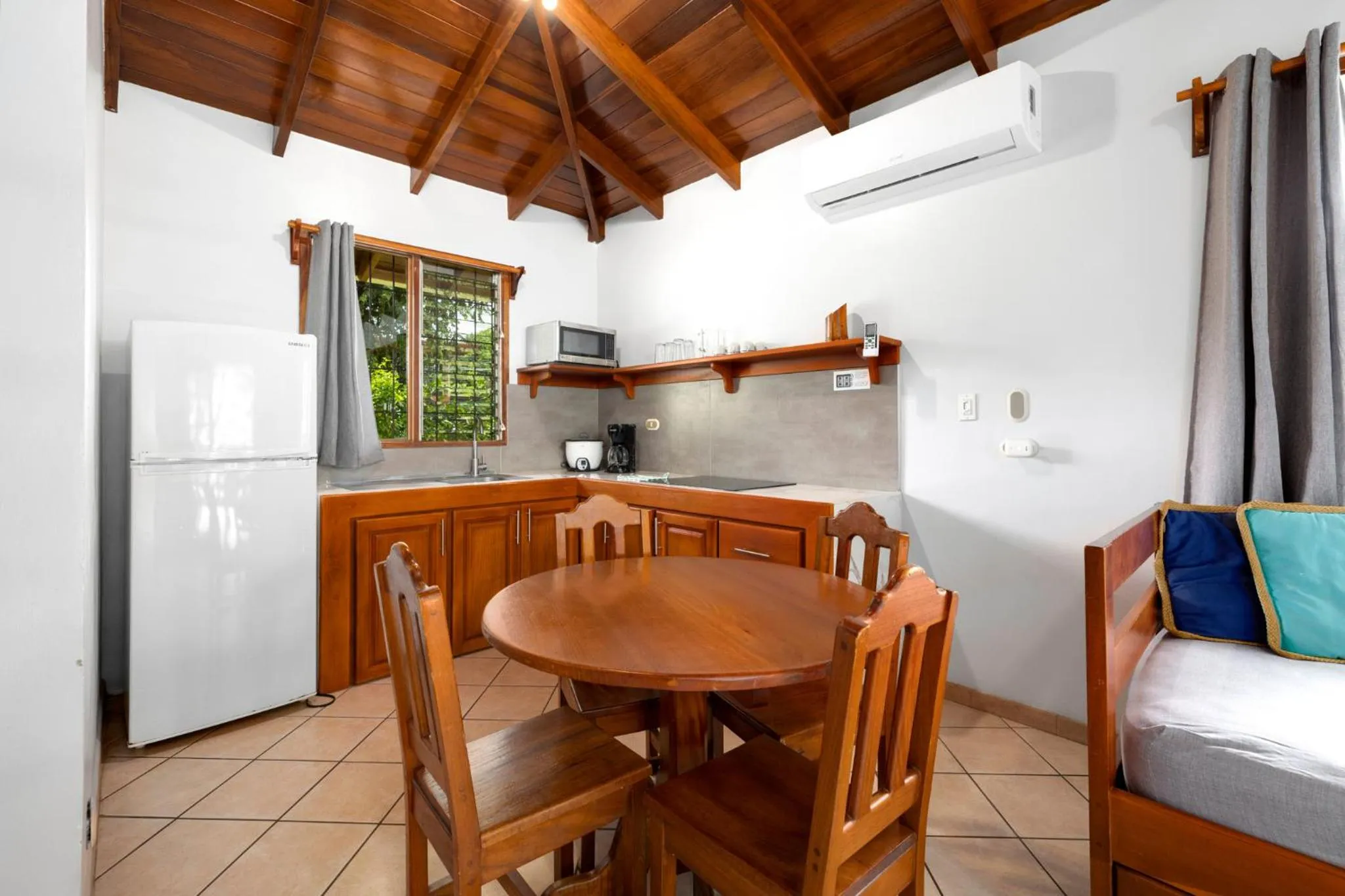Kitchen or kitchenette in Bahia Esmeralda Boutique Hotel & Villas