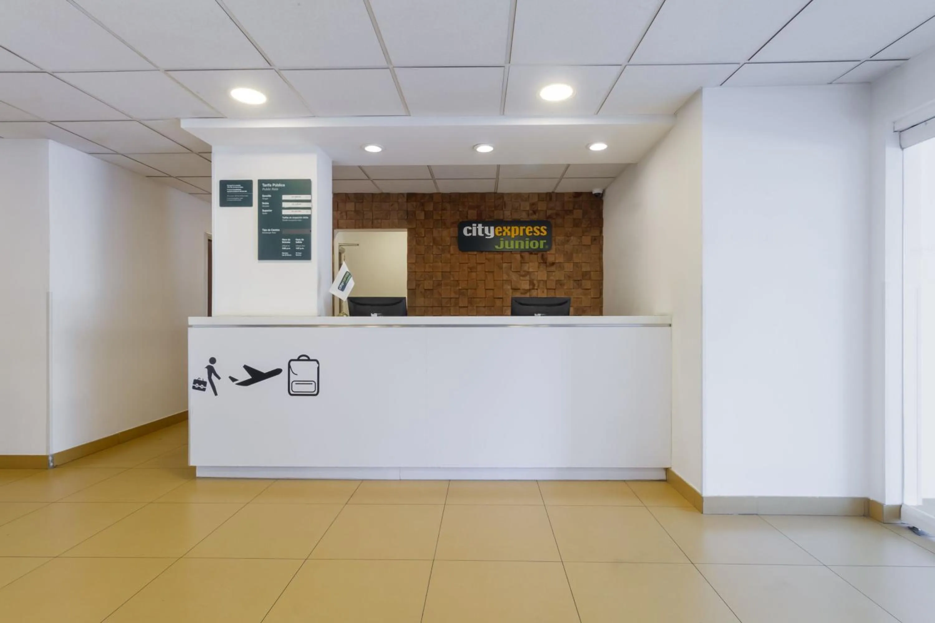 Lobby or reception in City Express Junior by Marriott Tuxtla Gutierrez Poliforum