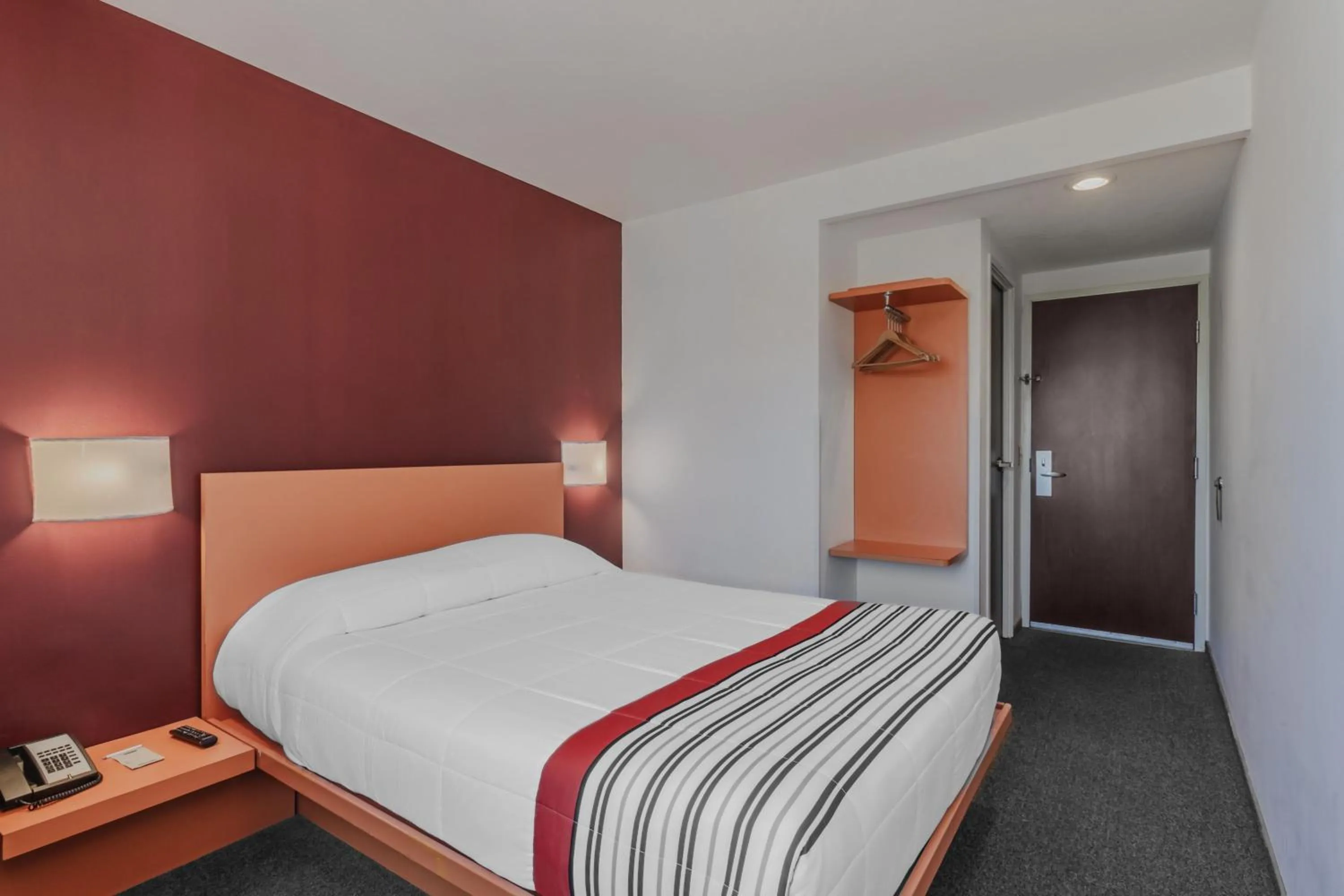 Bedroom, Bed in City Express Junior by Marriott Tuxtla Gutierrez Poliforum