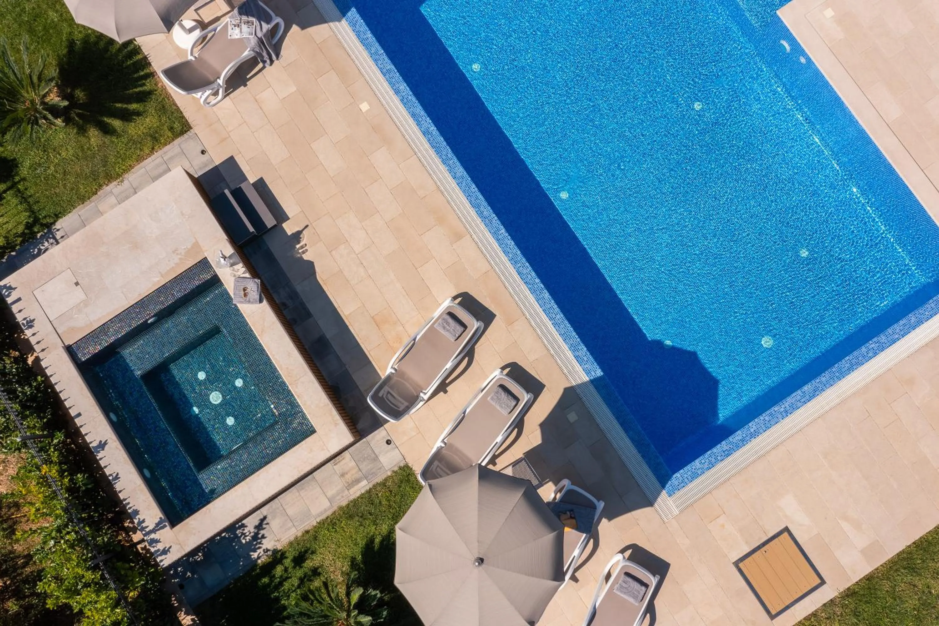 Hot Tub in Villa Castello