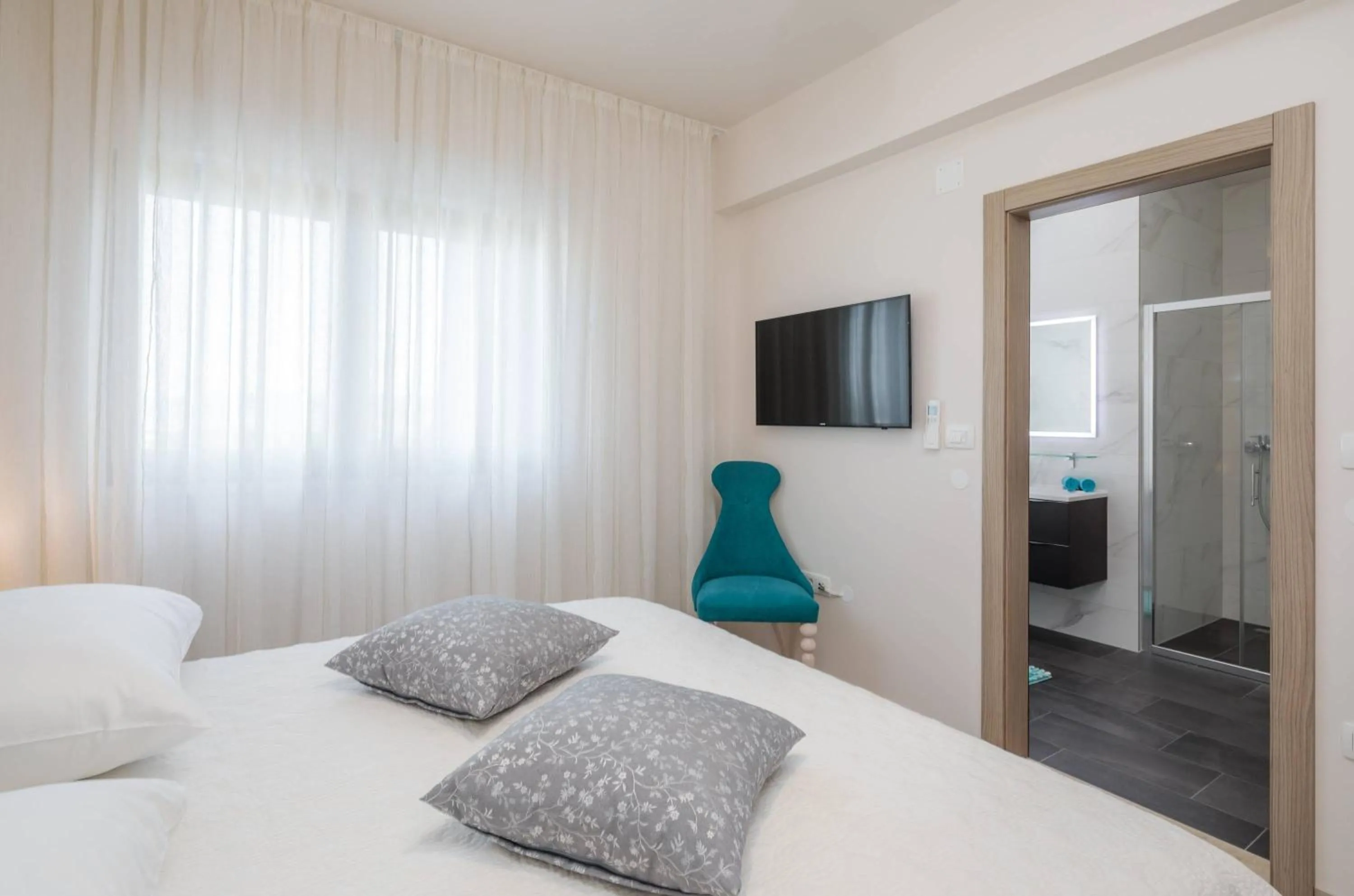 Bedroom, Bed in Villa Castello