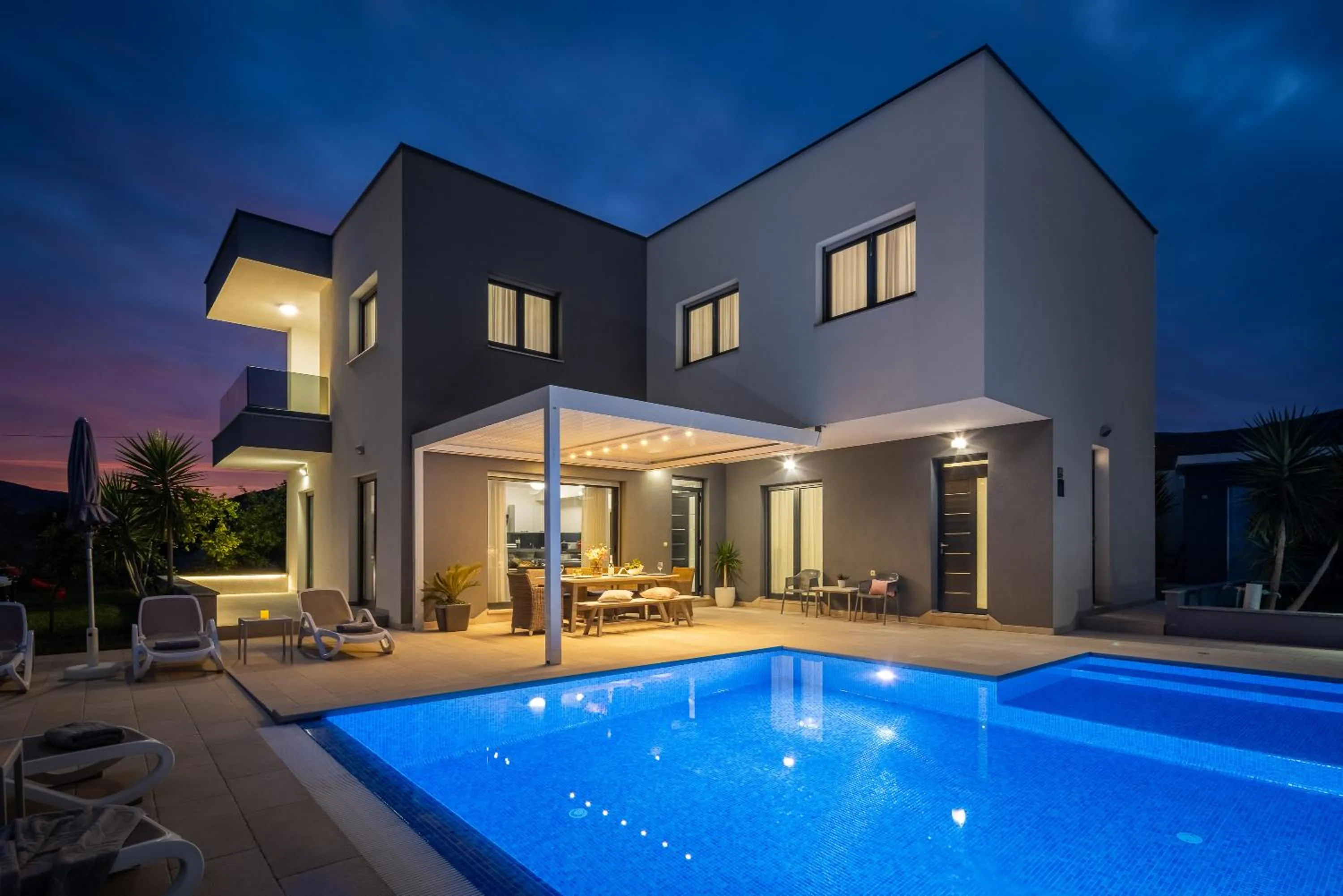 Property building in Villa Castello