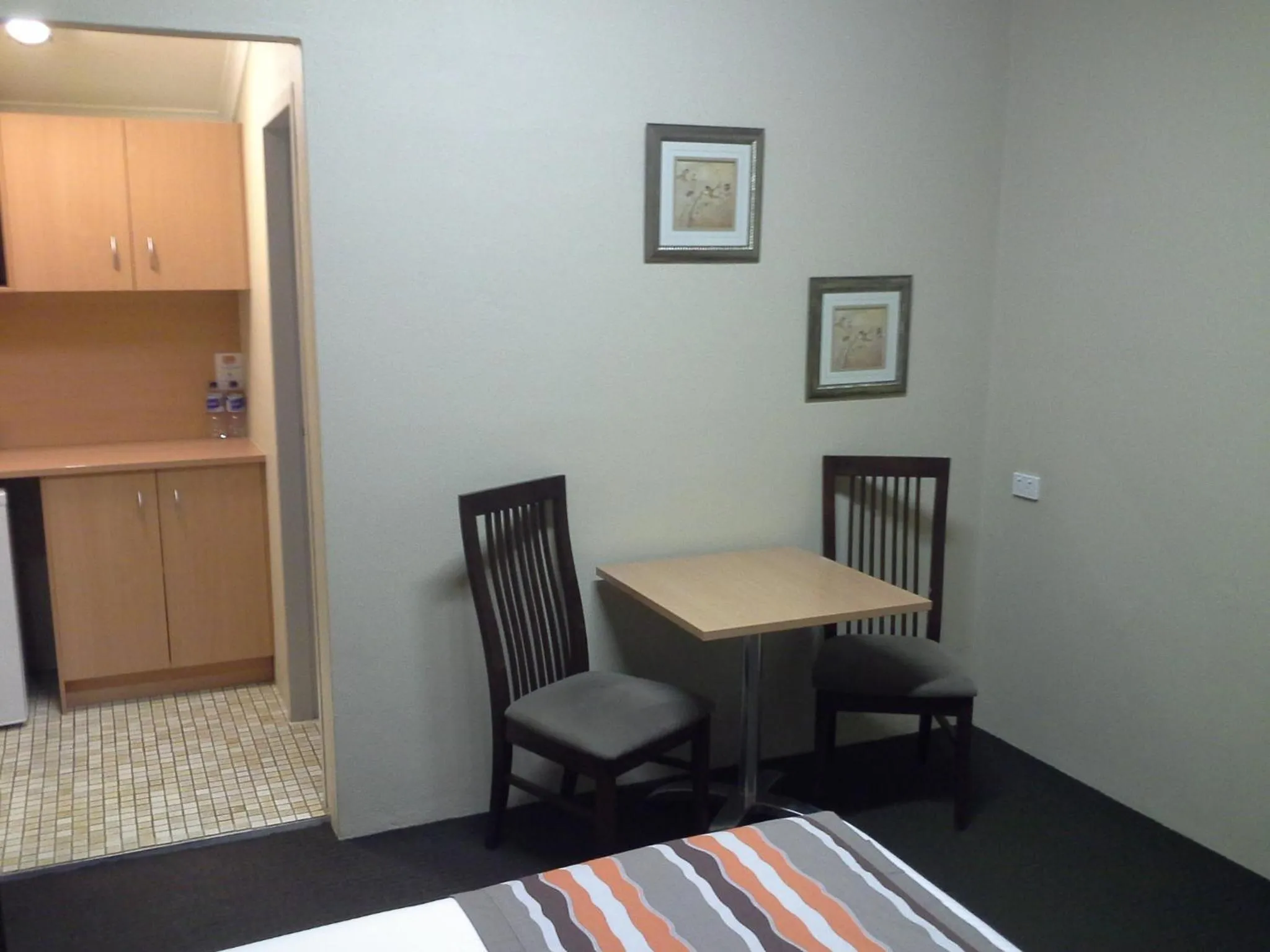 Decorative detail in Hideaway Motor Inn