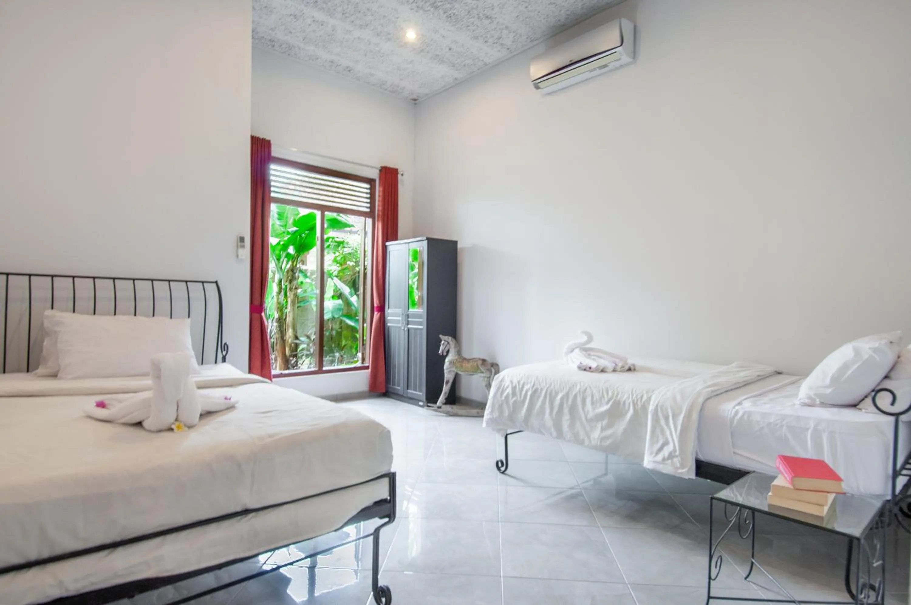 Bed in Villa Kelapa