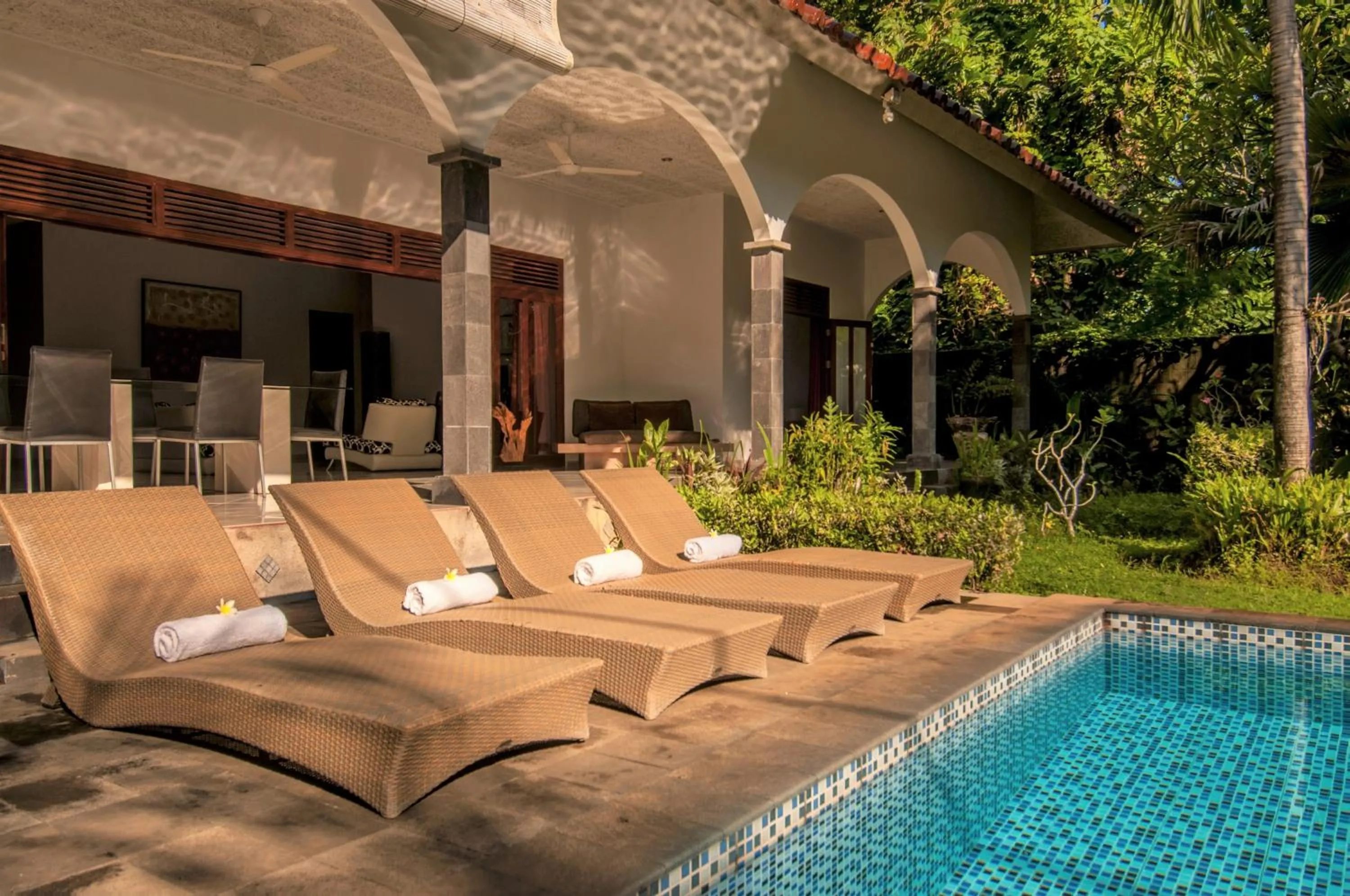 Swimming pool in Villa Kelapa