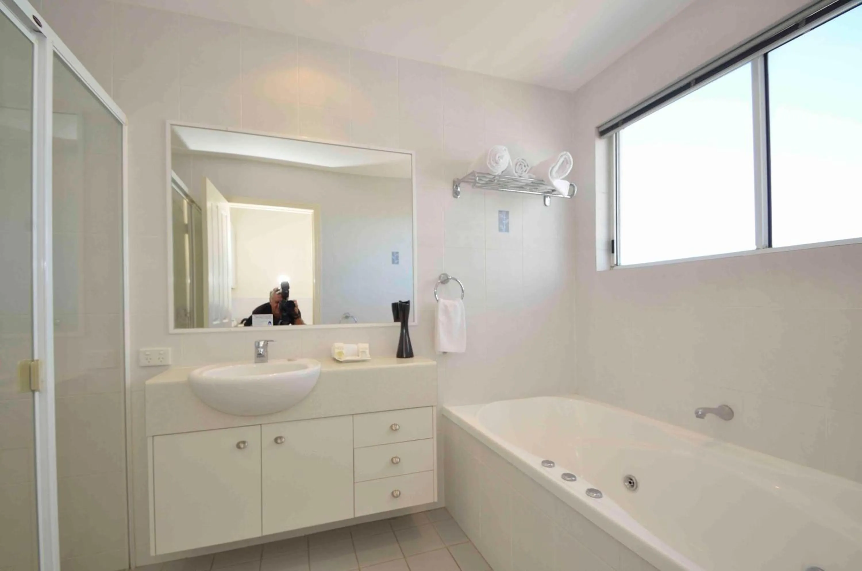 Bathroom in Myconos Resort