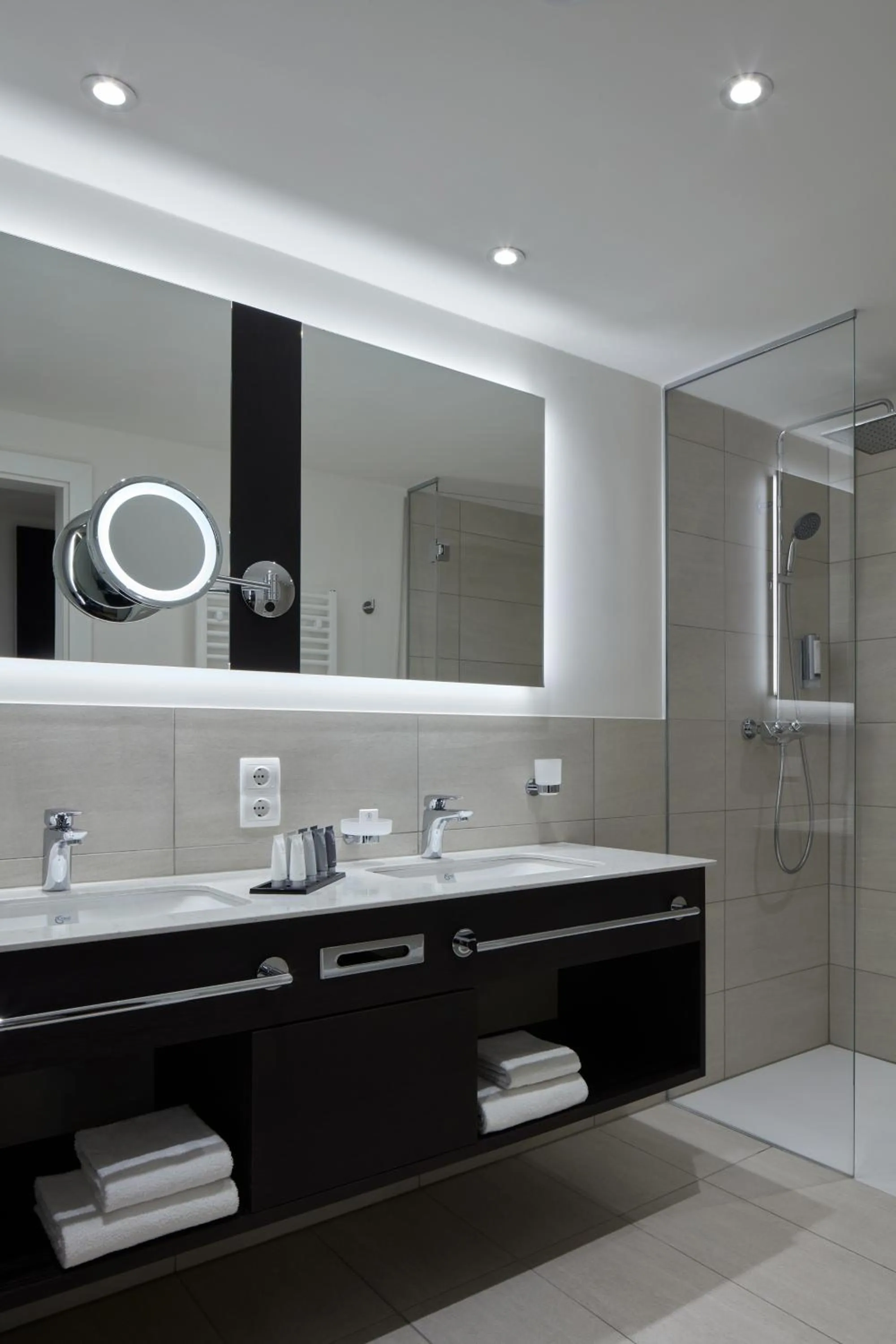 Bathroom in Hotel Wulfenia 4S - Adults Only