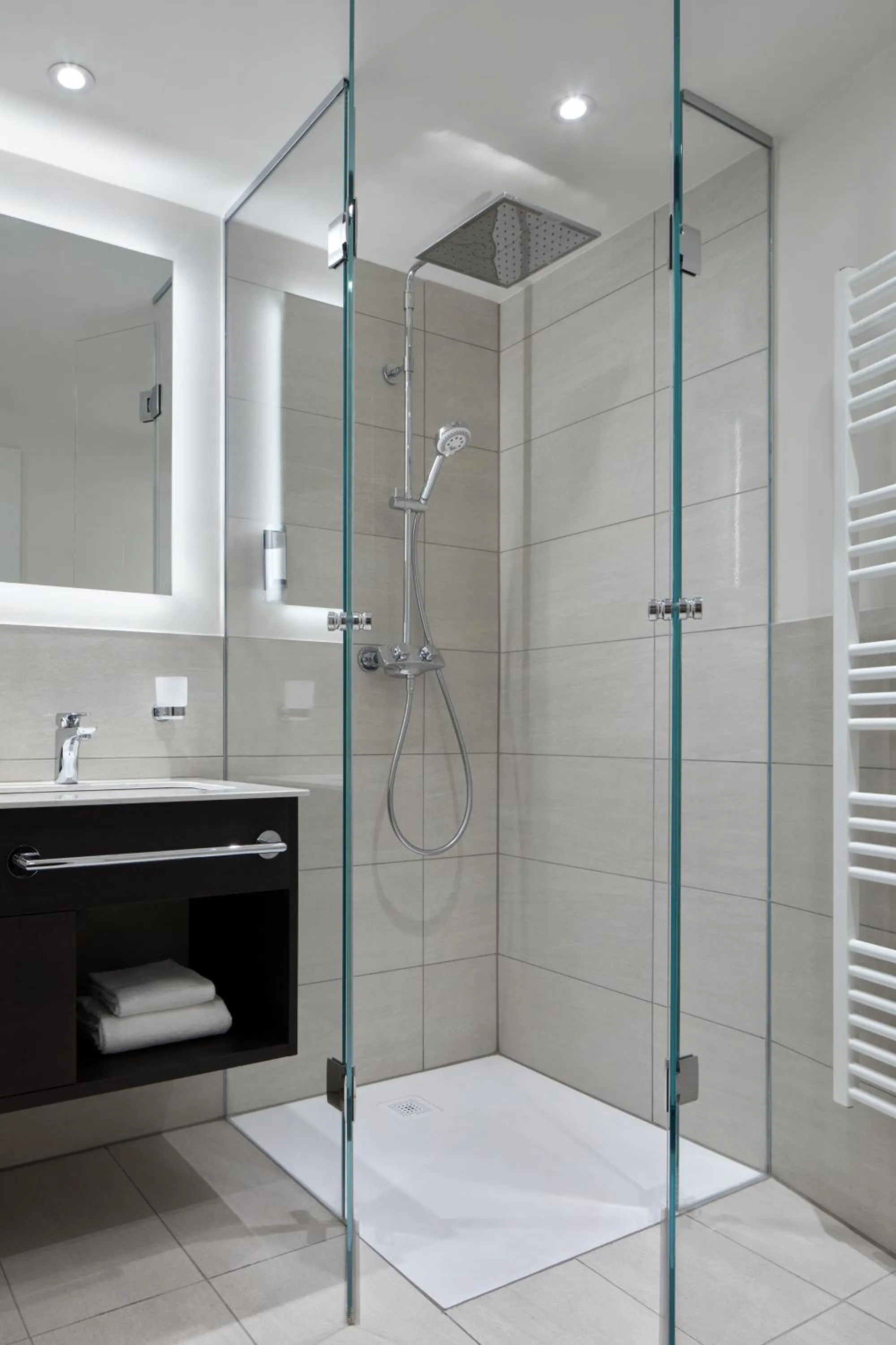 Bathroom in Hotel Wulfenia 4S - Adults Only