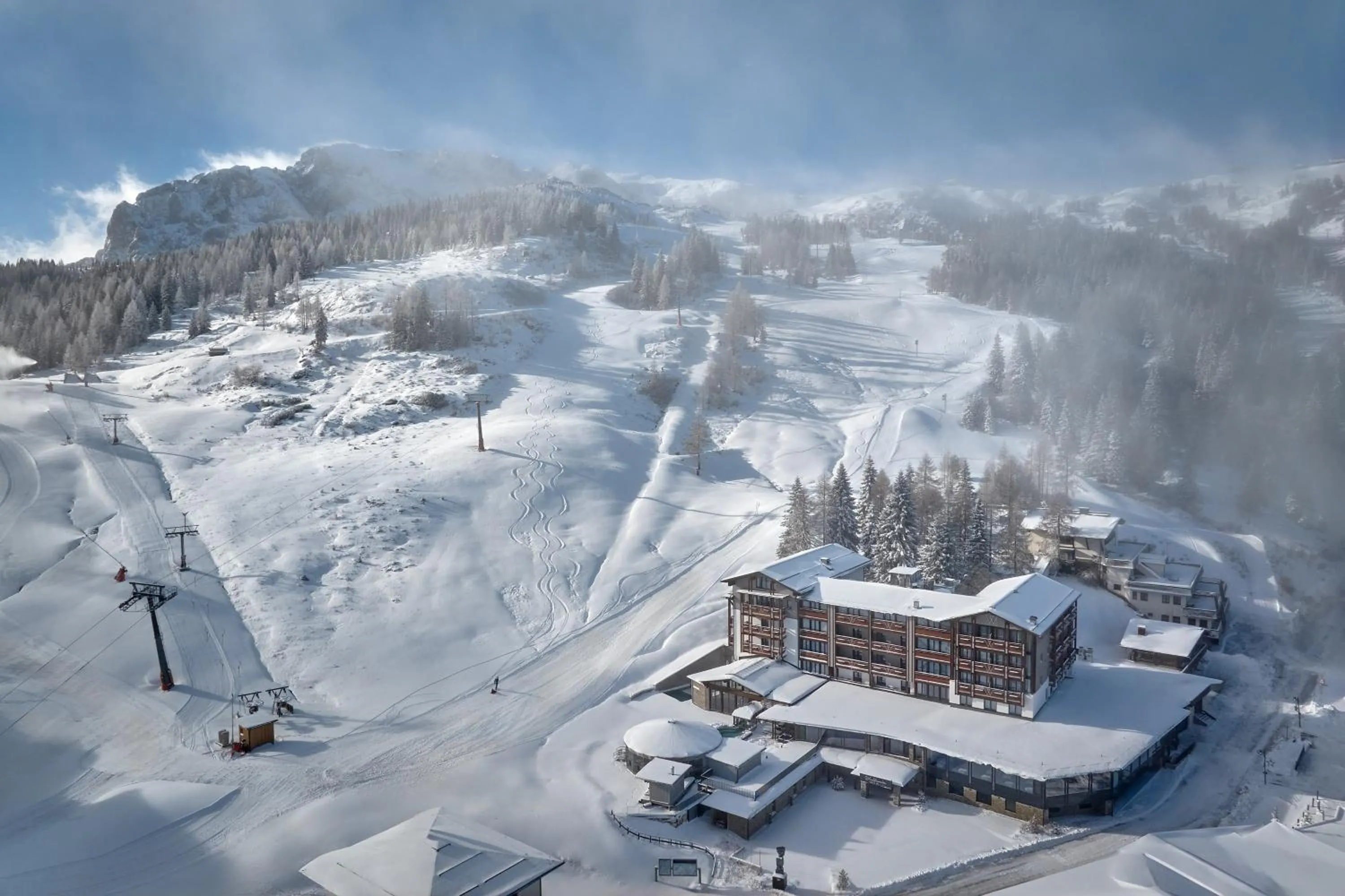 Property building in Hotel Wulfenia 4S - Adults Only