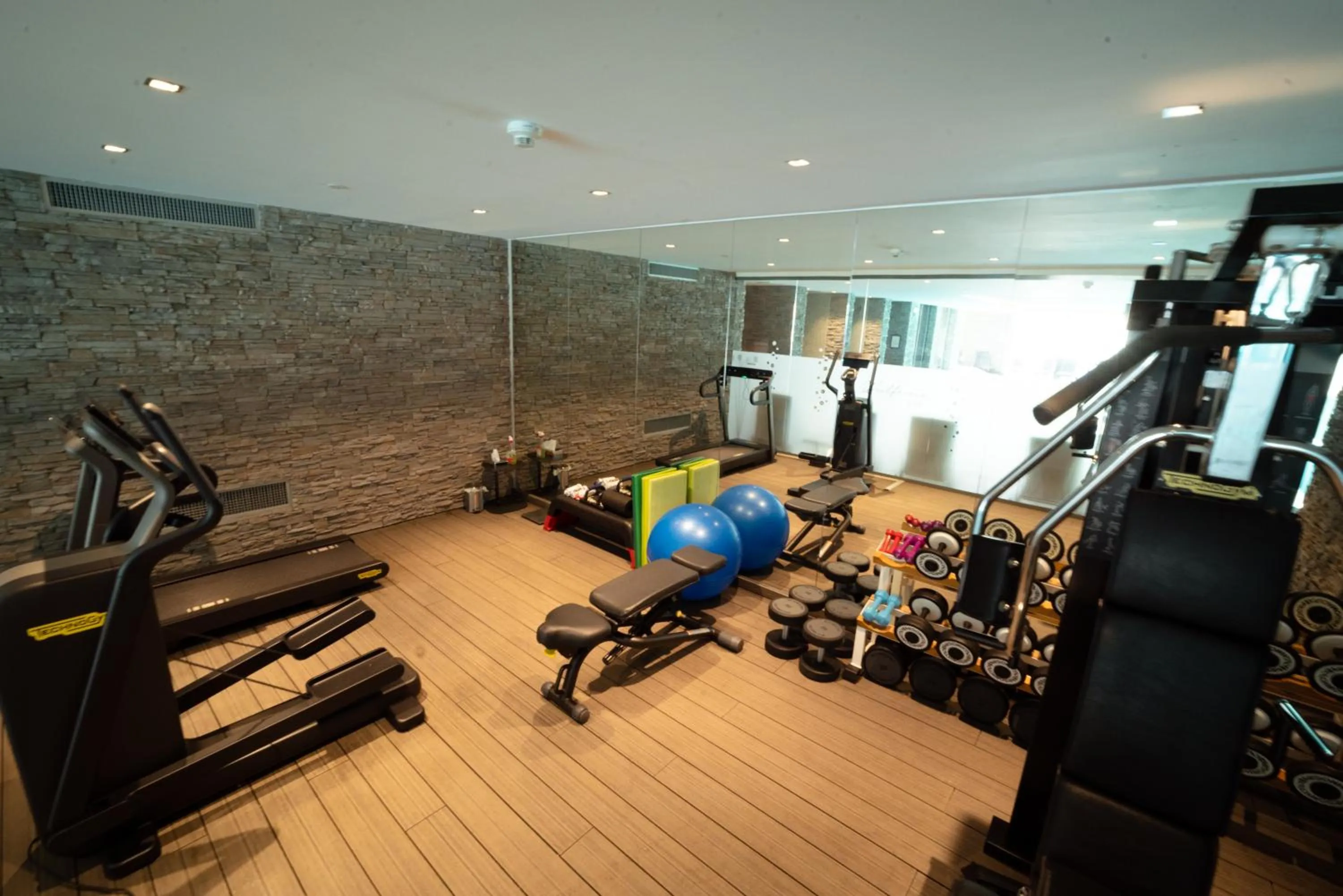 Fitness centre/facilities in Hotel Wulfenia 4S - Adults Only