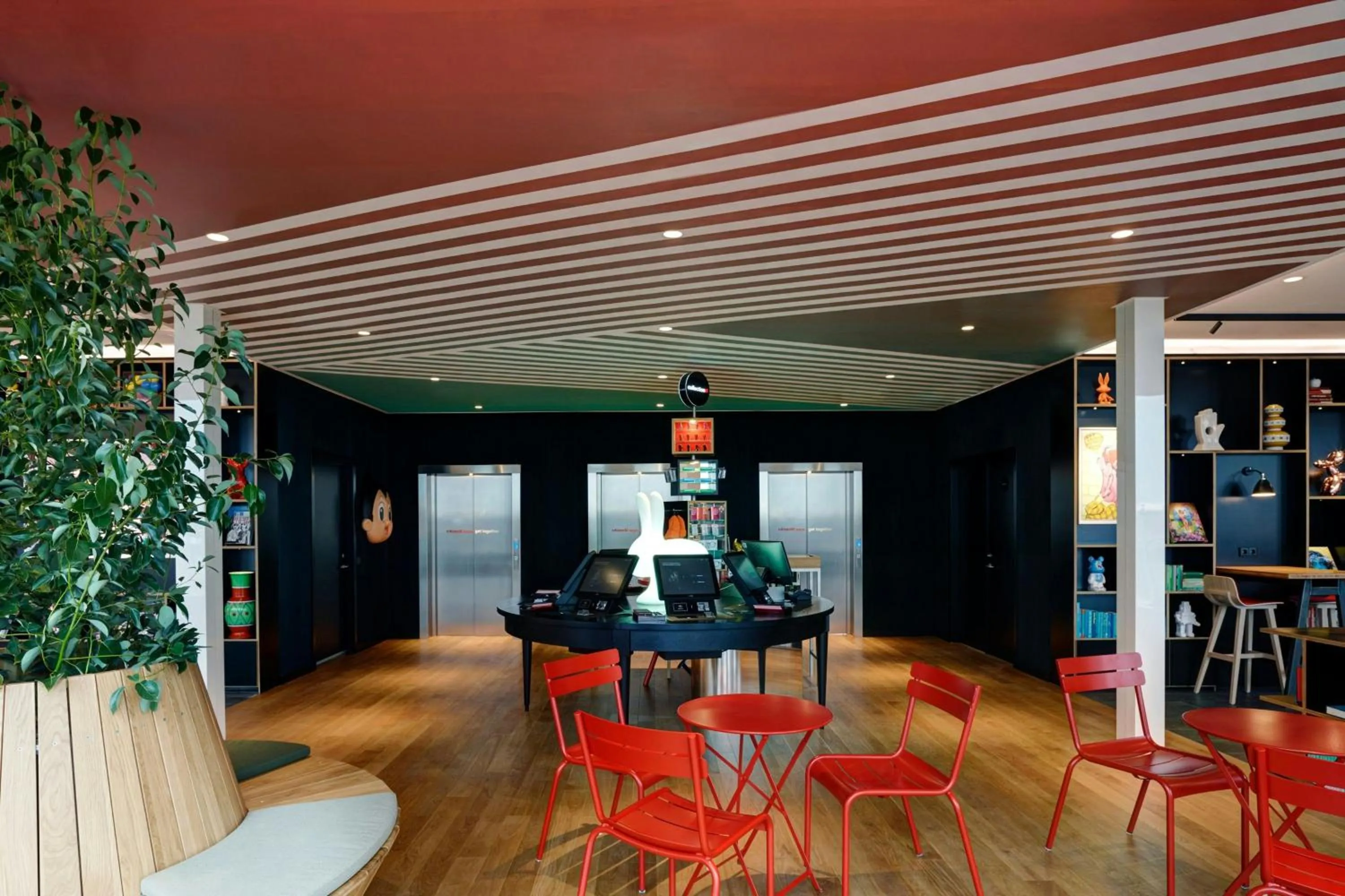 Lobby or reception in citizenM Copenhagen Radhuspladsen