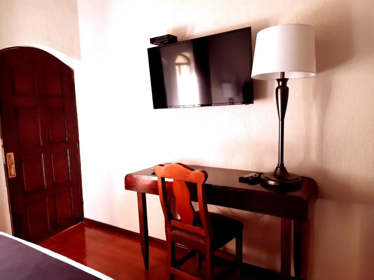 TV and multimedia in Hotel Boutique La Albertina