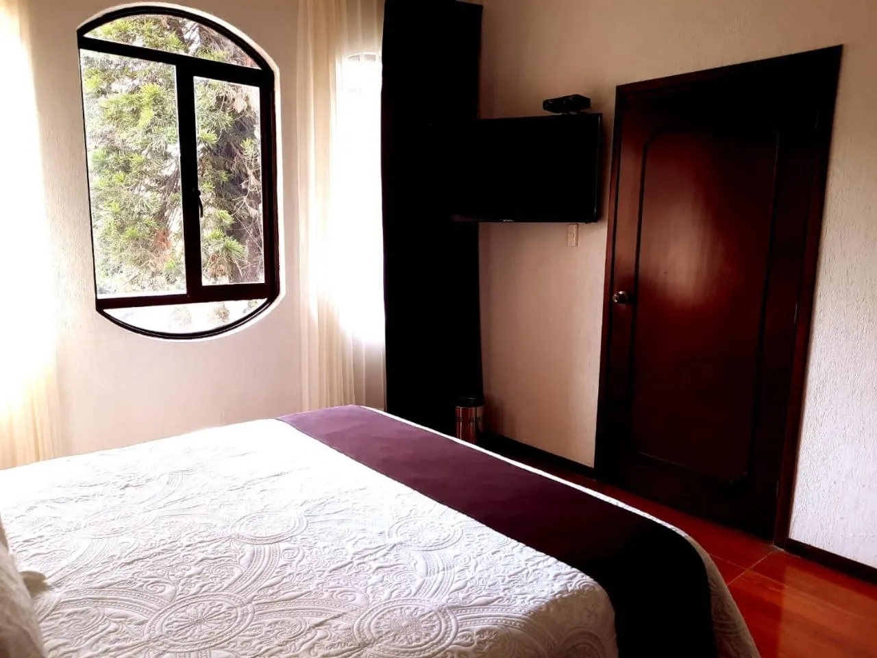 TV and multimedia, Bed in Hotel Boutique La Albertina