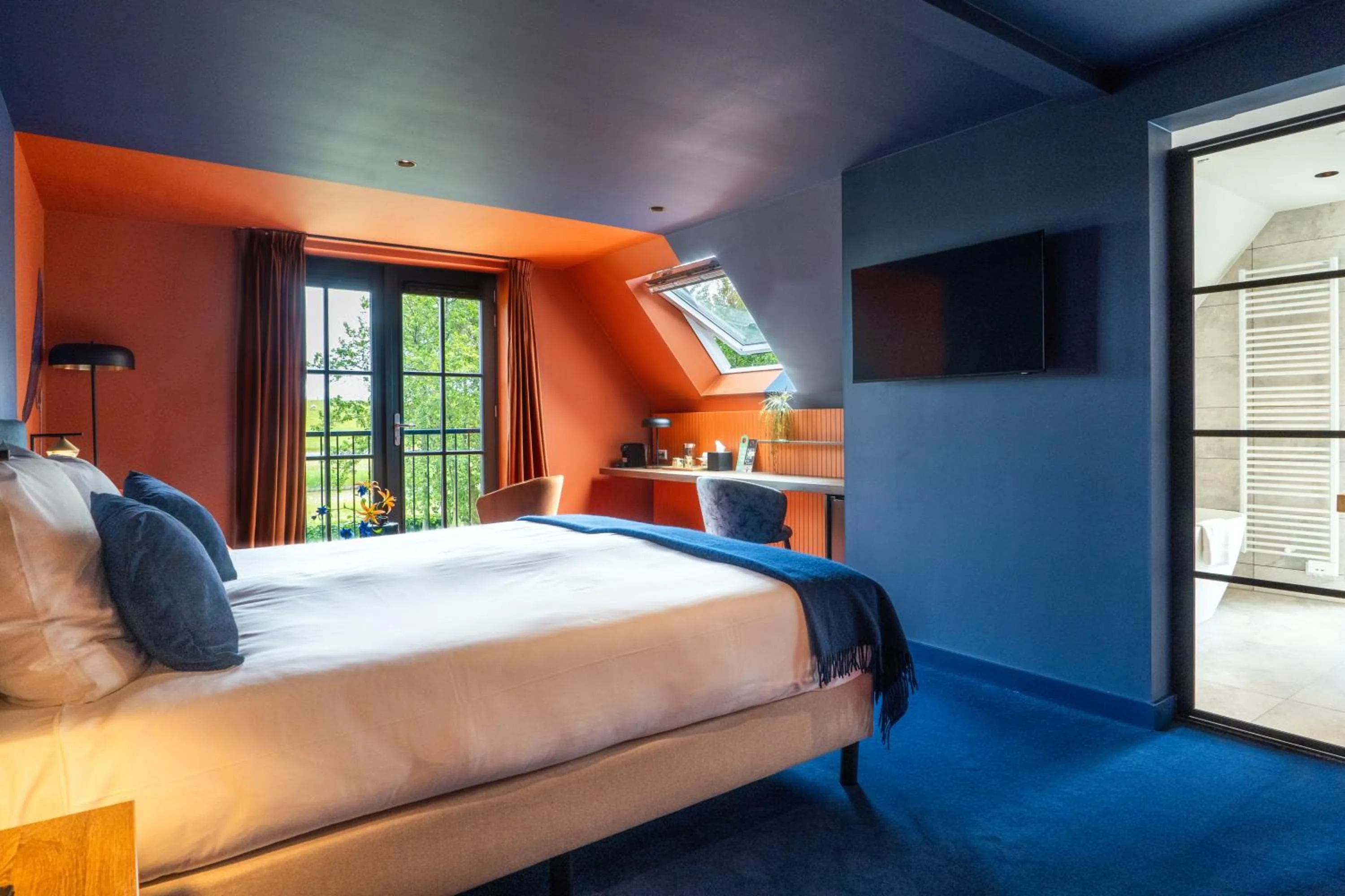 Photo of the whole room, Bed in Prins Hendrik Texel