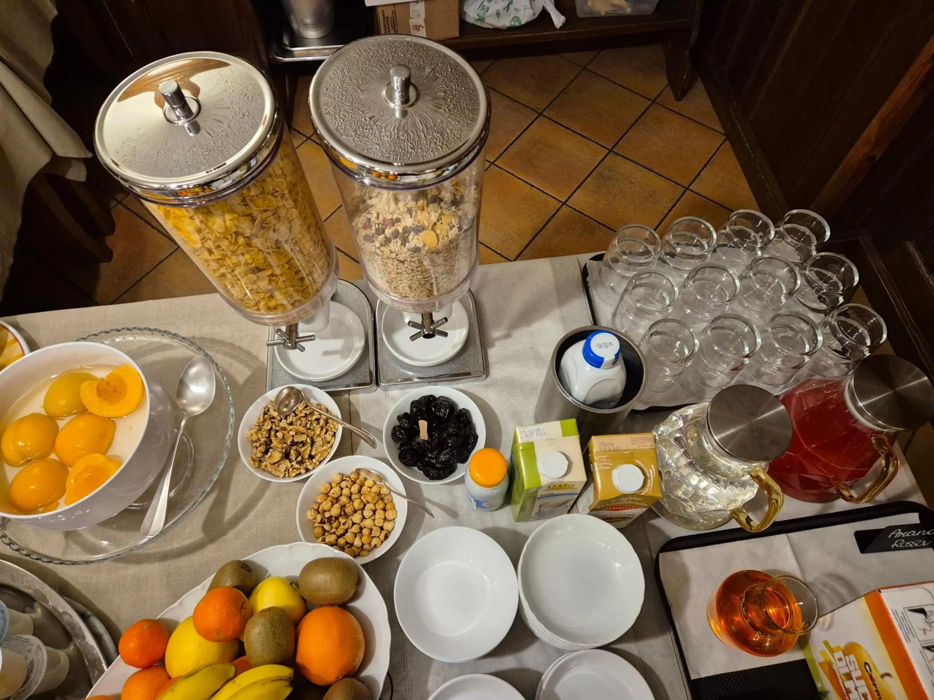 Breakfast in Hotel Dente Del Gigante