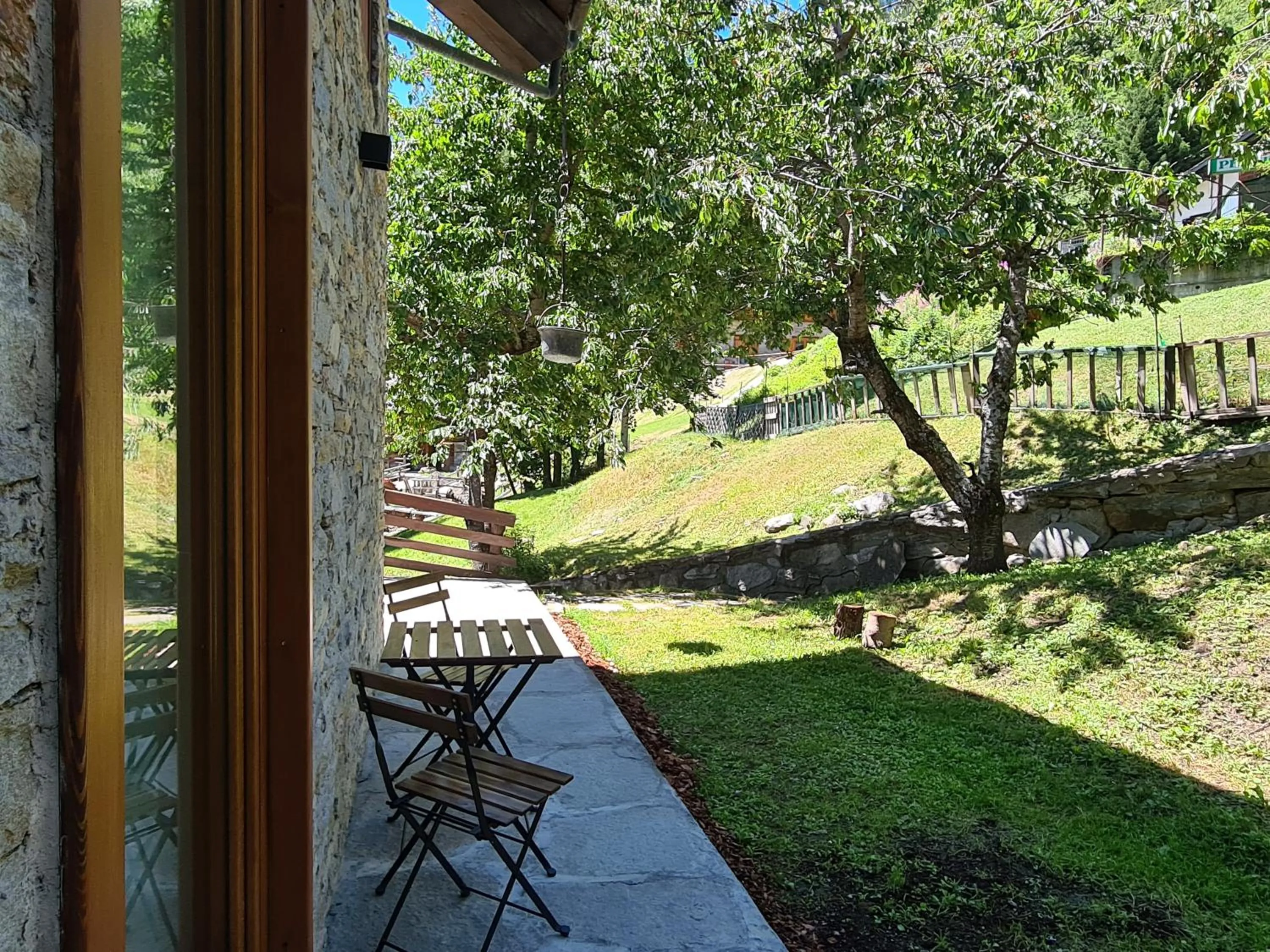 Garden view in Hotel Dente Del Gigante