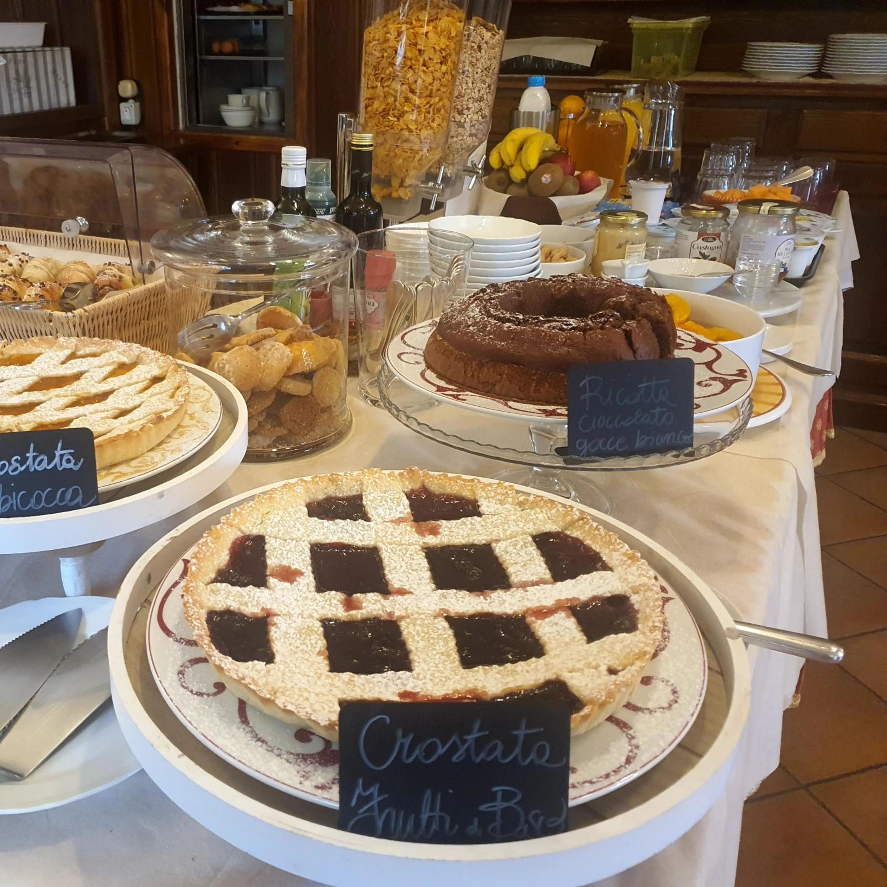 Breakfast in Hotel Dente Del Gigante