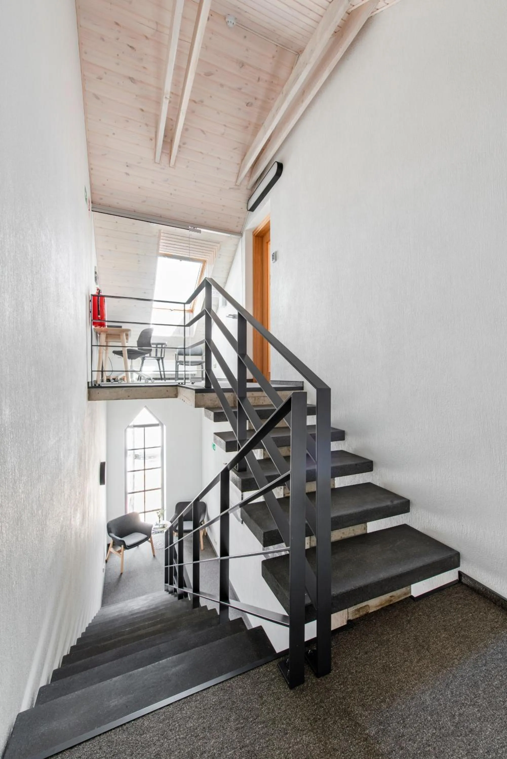 Business facilities in Piano Apartments