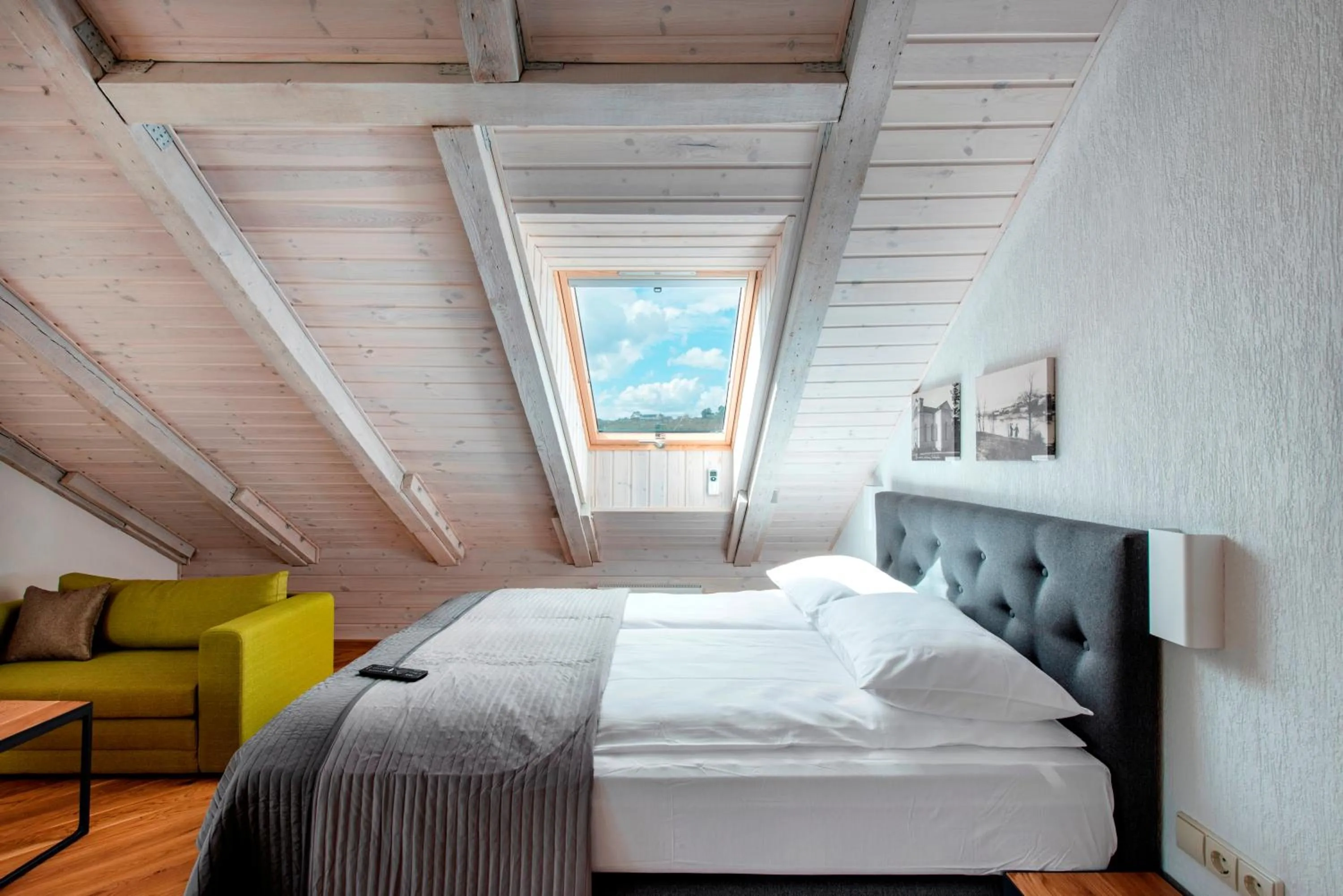 Bed in Piano Apartments