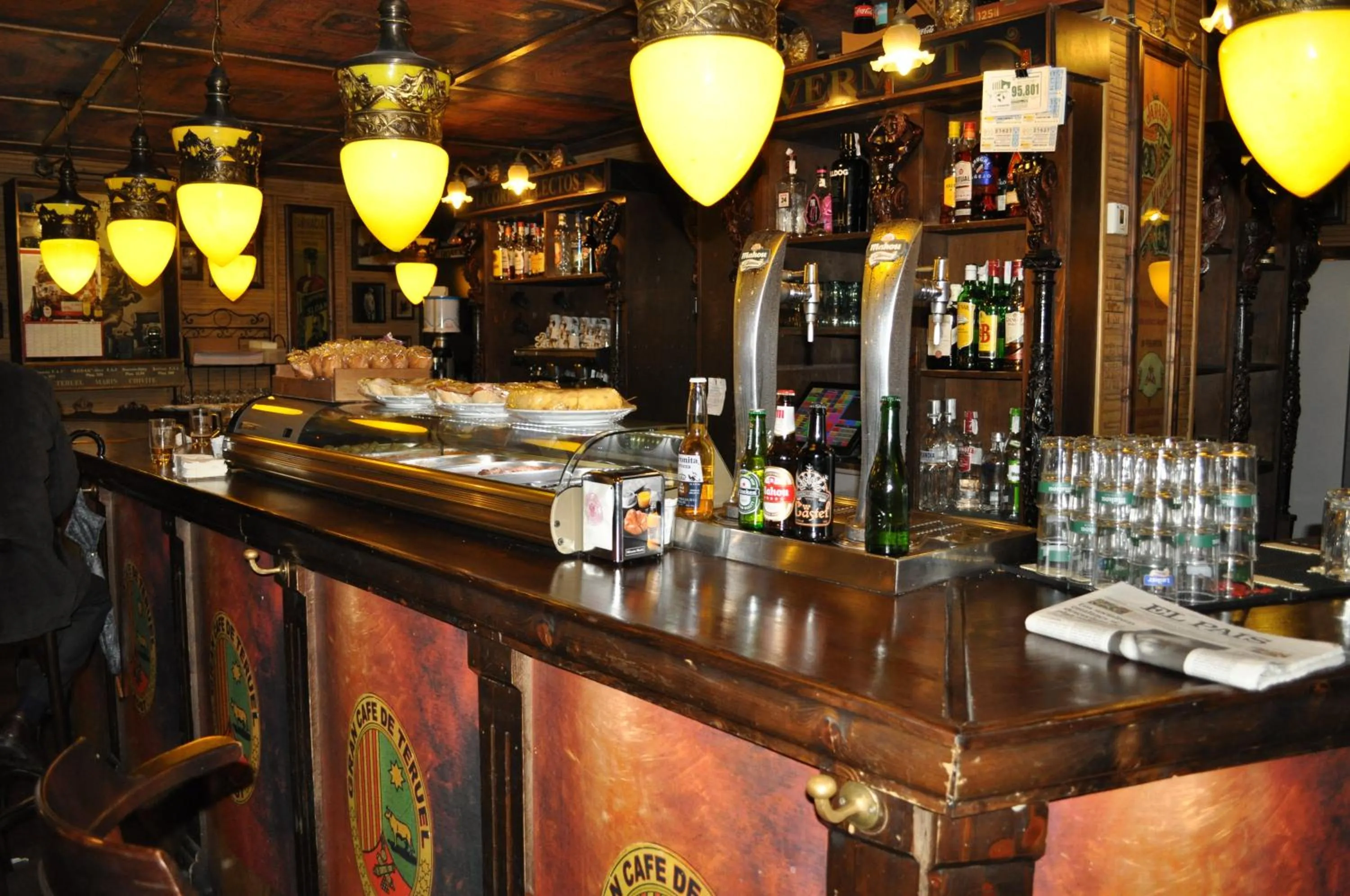 Lounge or bar in Hostal Alcazaba