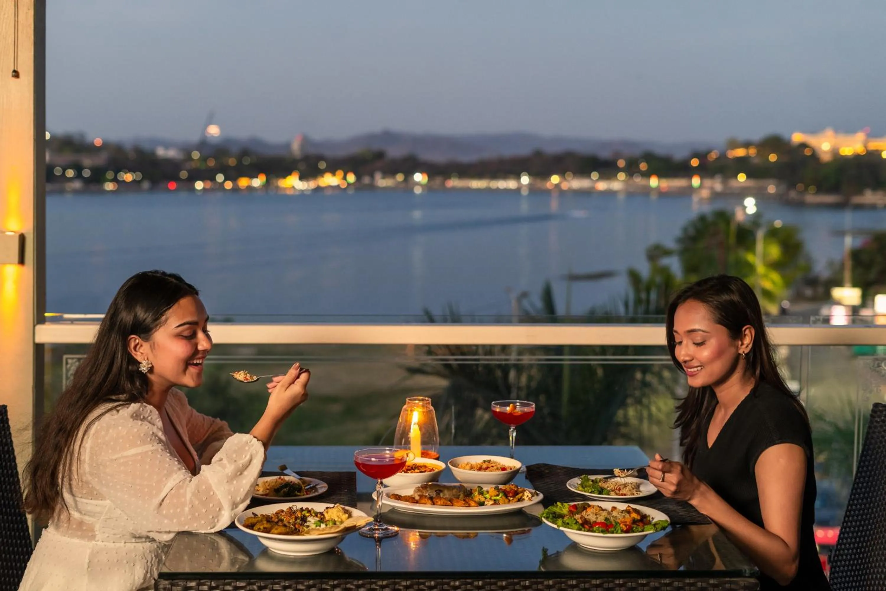 Restaurant/places to eat in Panna Vilas - A Lake Facing Boutique Hotel