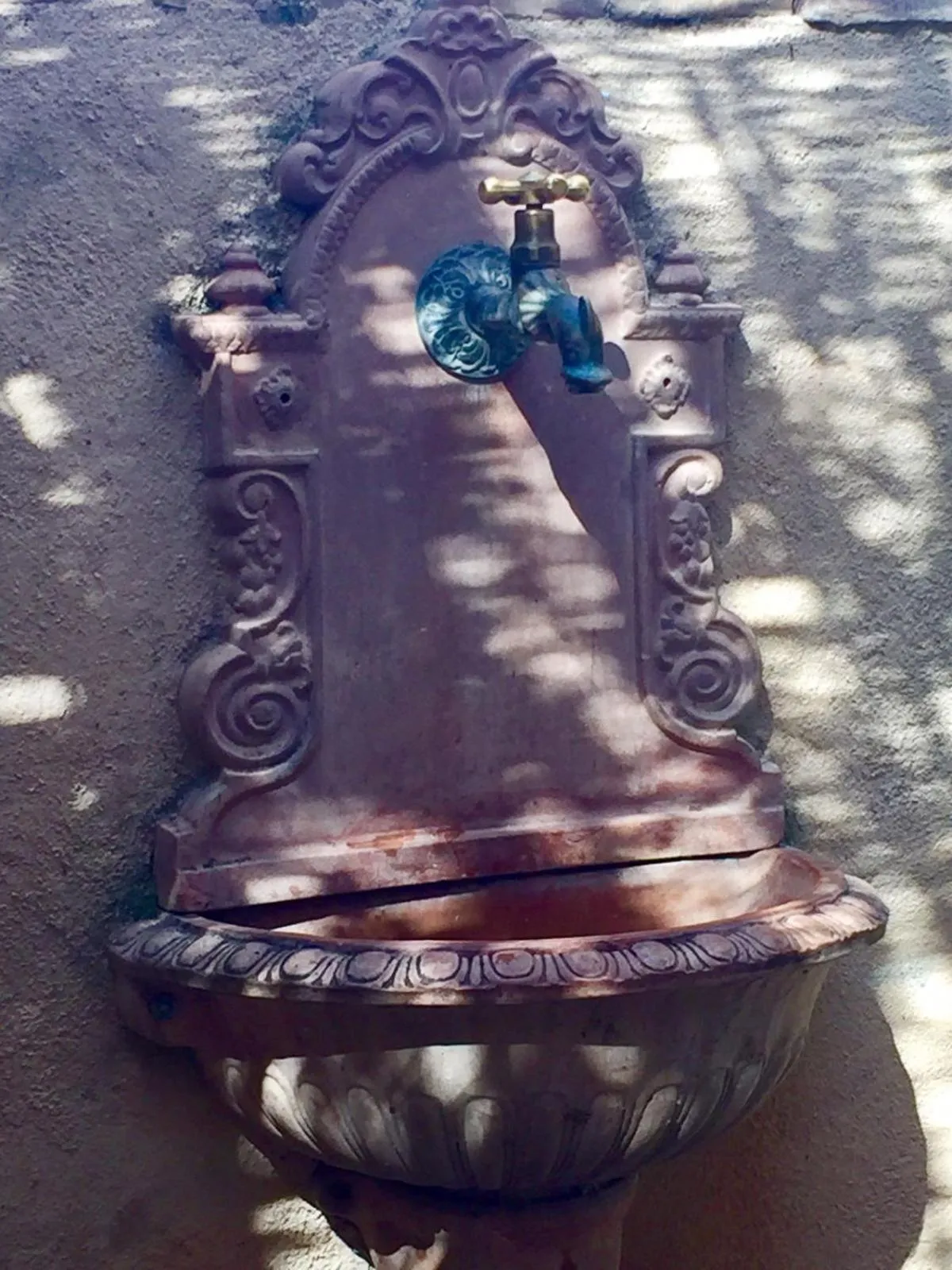 Decorative detail in B&B La Torretta