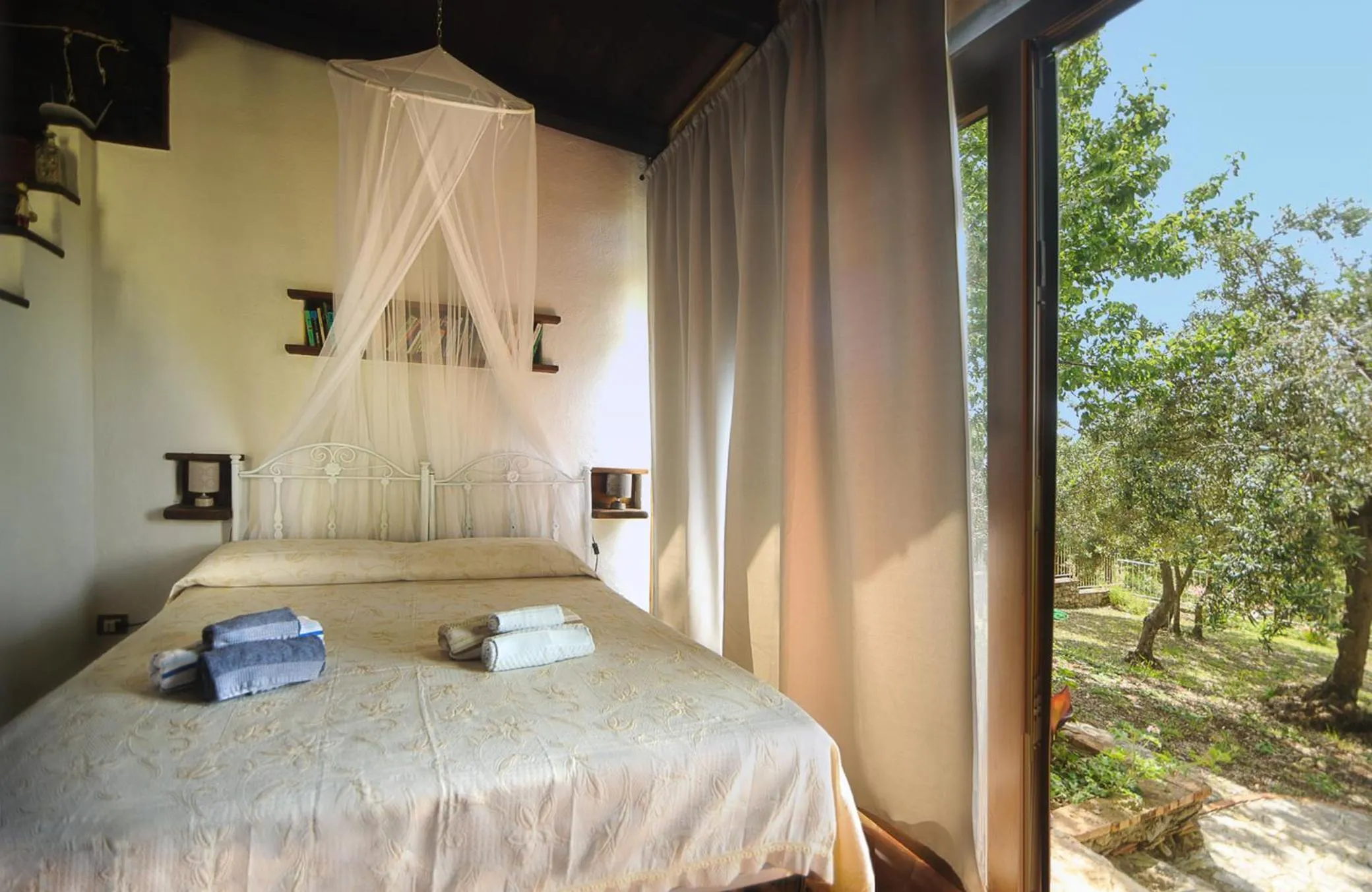 Bedroom, Bed in B&B La Torretta