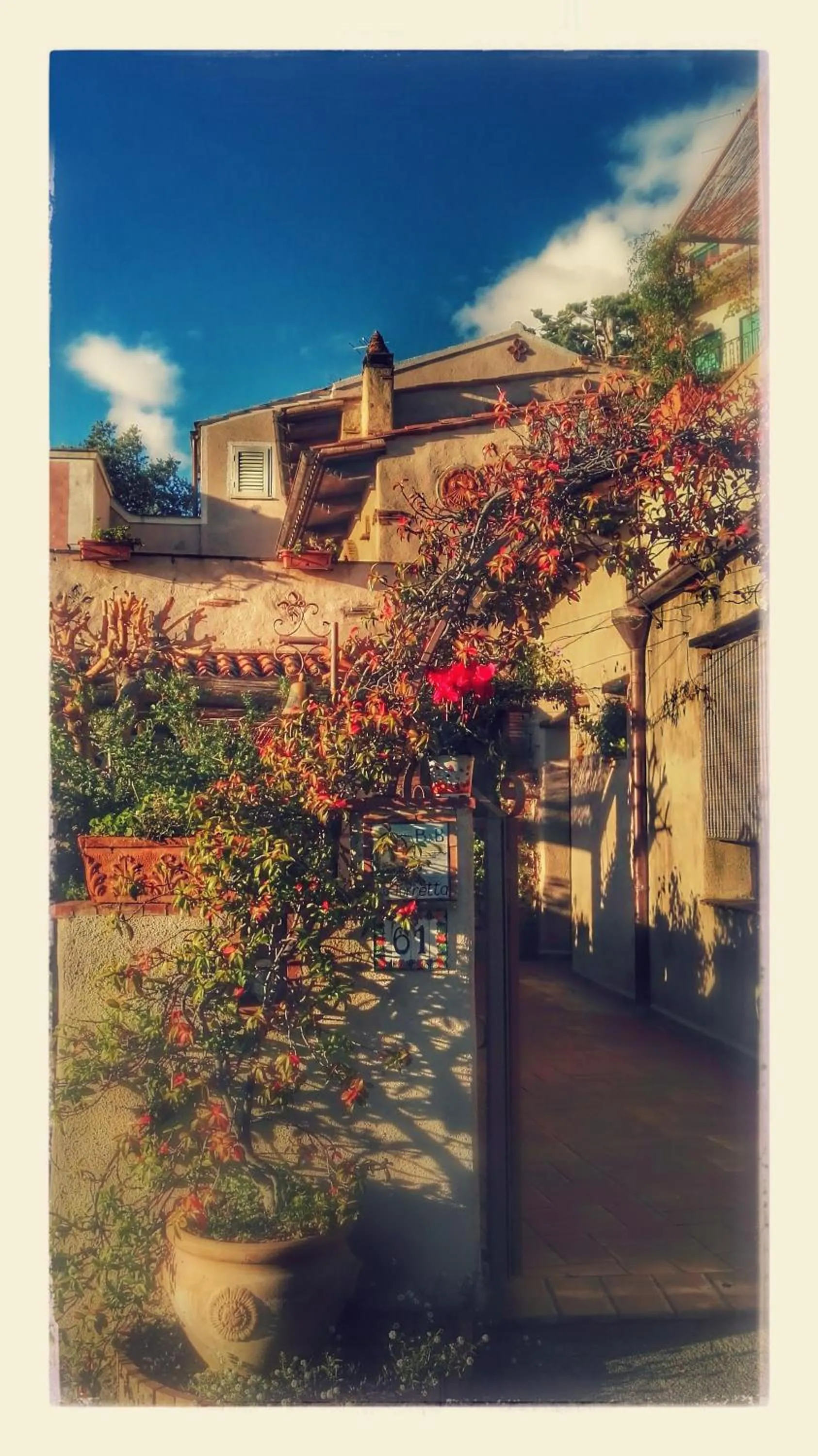 Decorative detail in B&B La Torretta