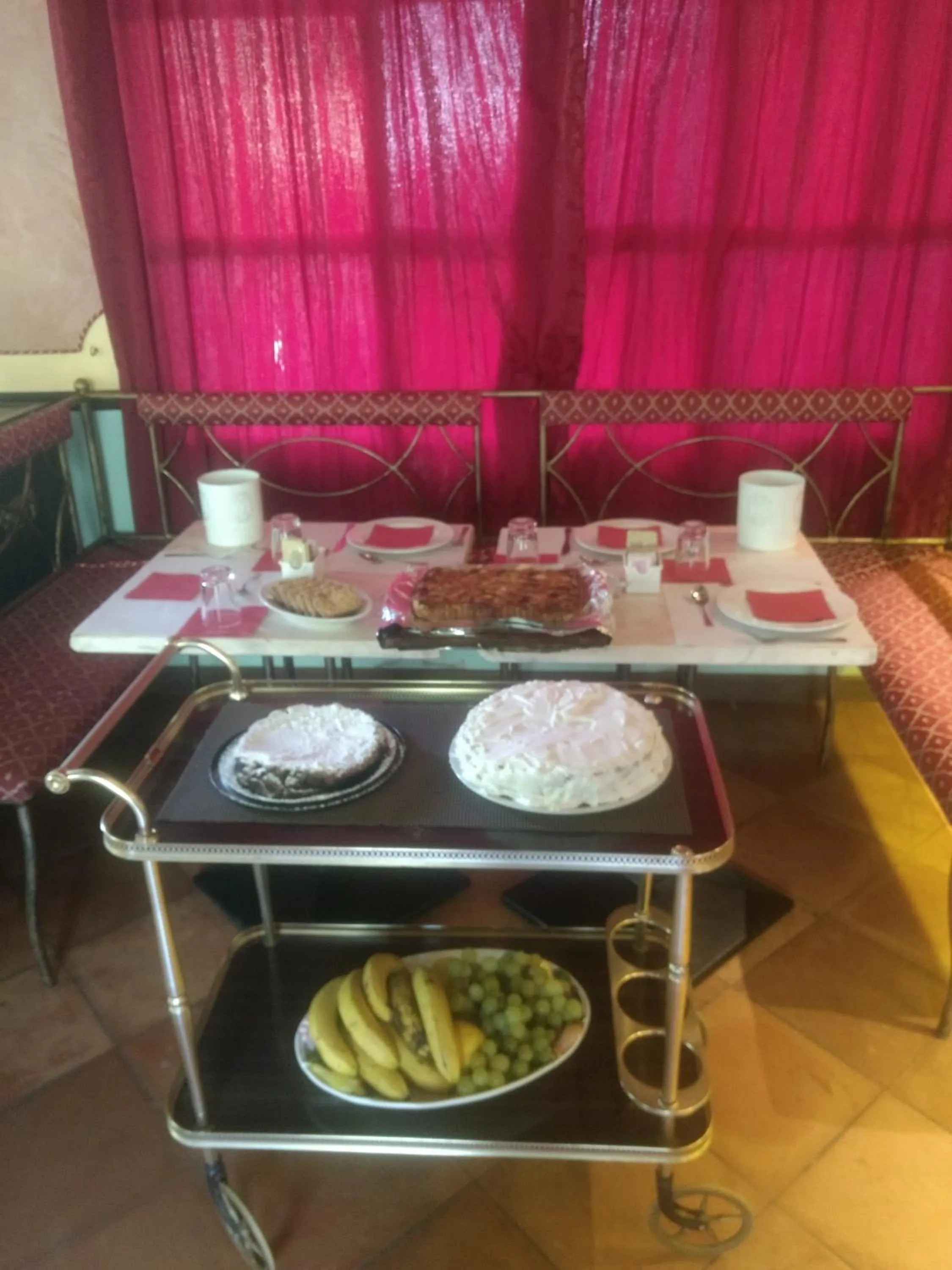 Breakfast in Hotel Villino Della Flanella