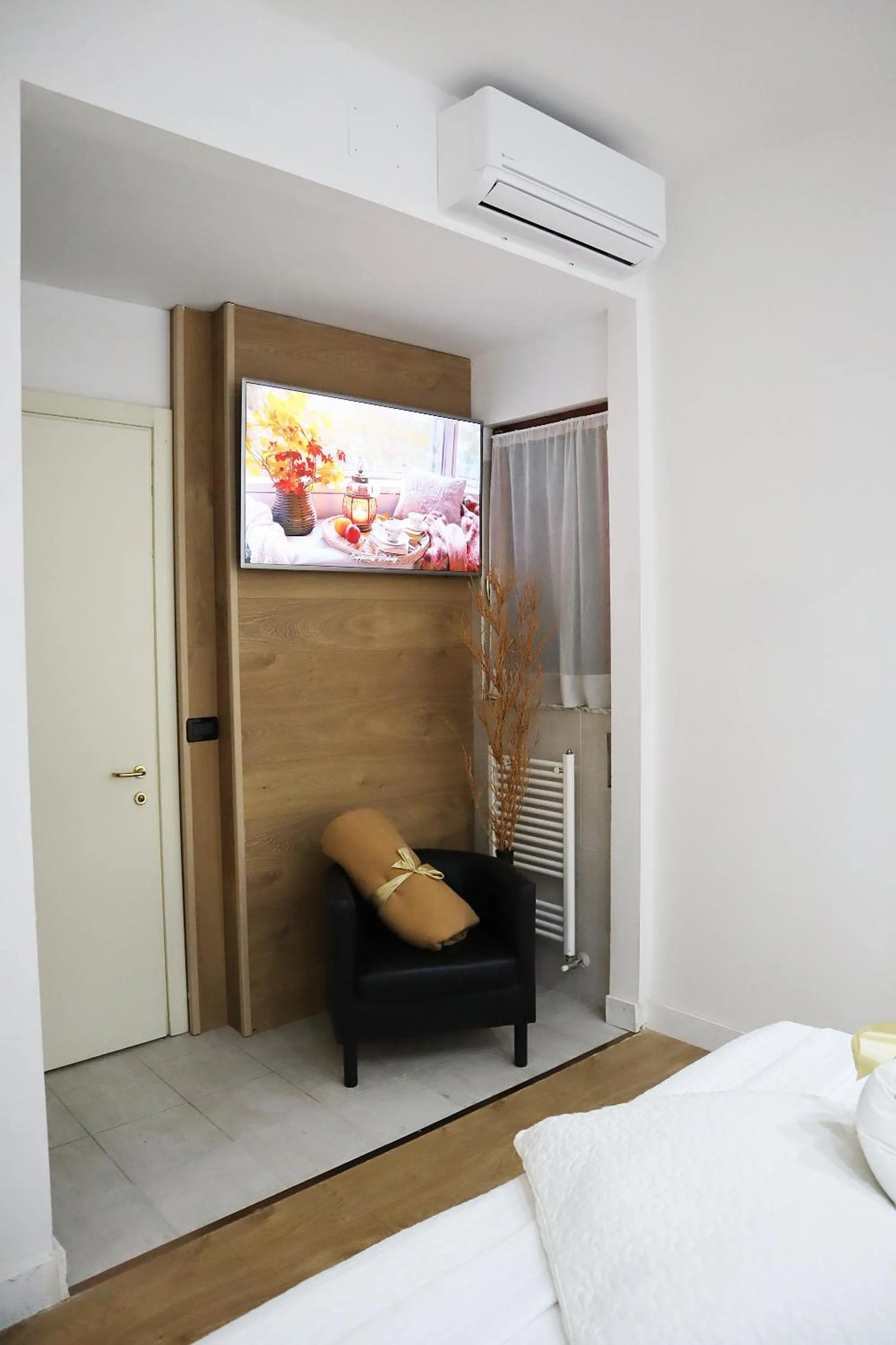 TV and multimedia, Bed in Villa Alba Boutique Hotel