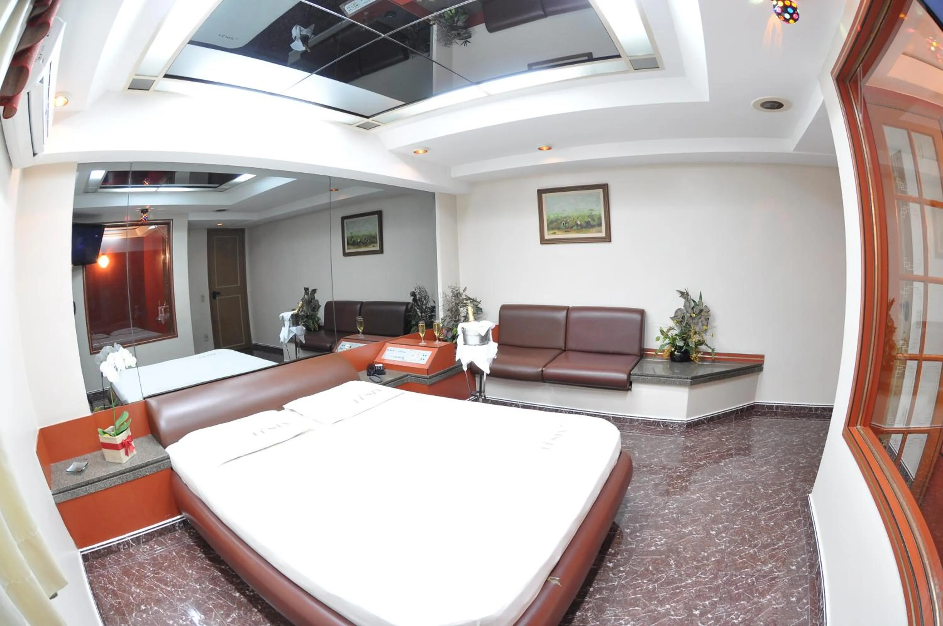 Bedroom in Hotel Fênix (Adult Only)