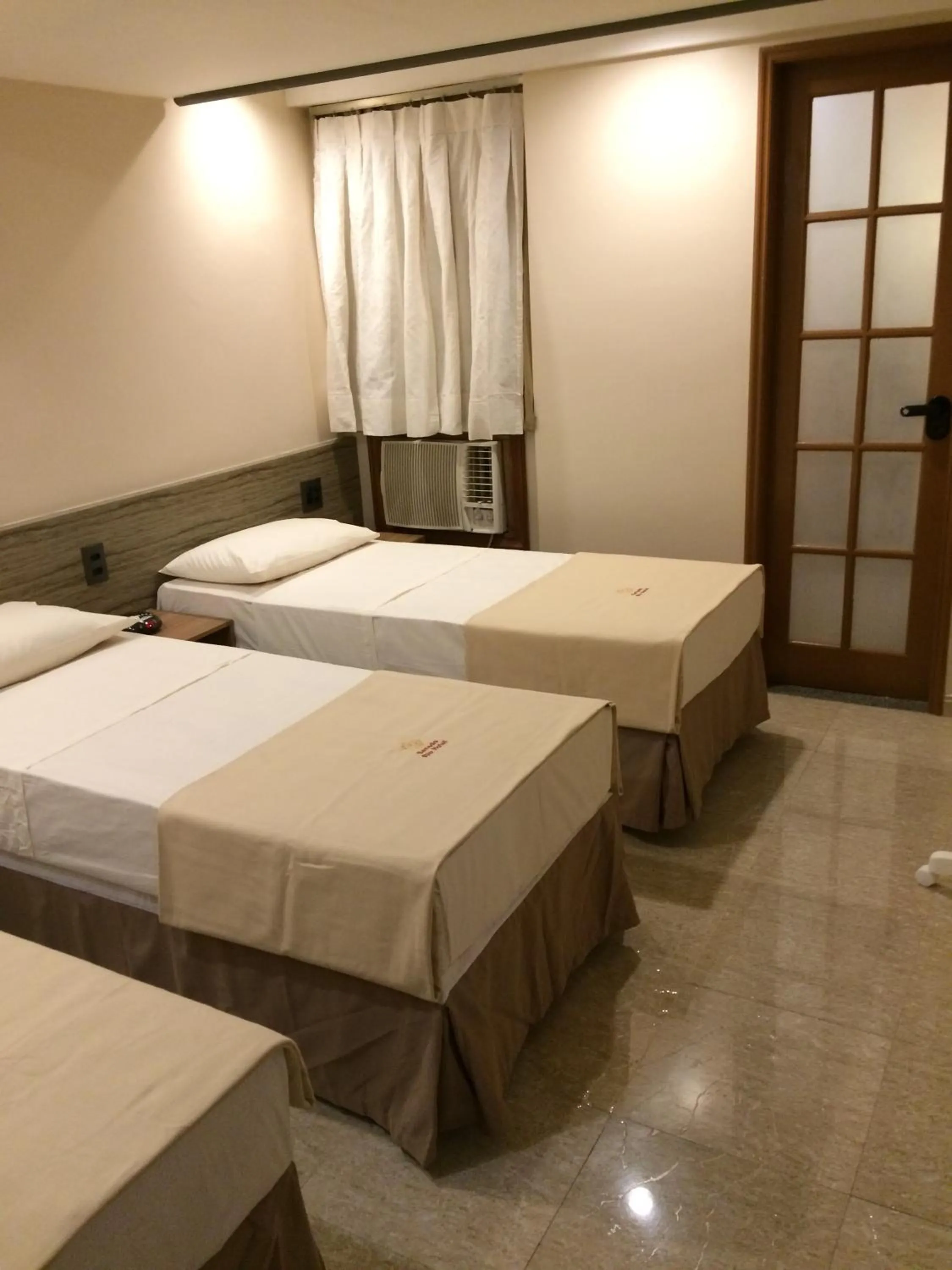 Bed in Hotel Fênix (Adult Only)