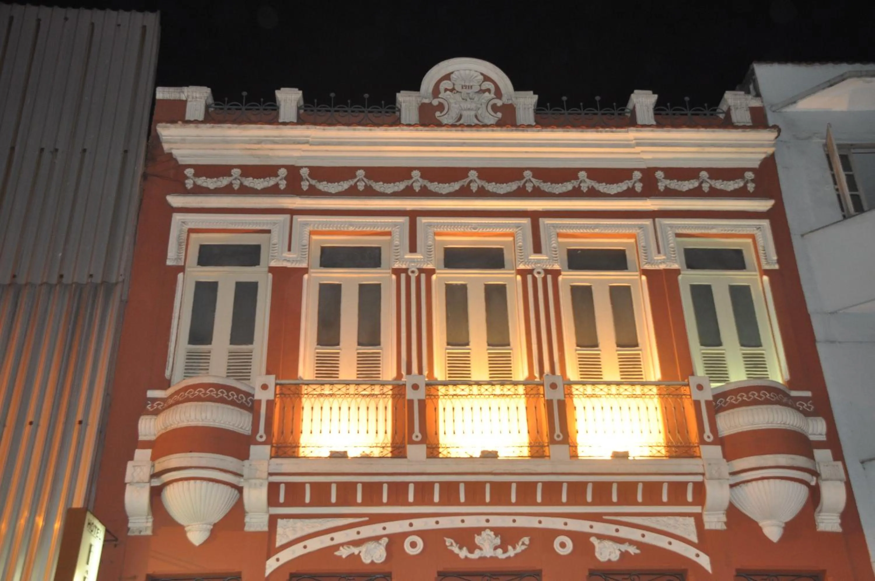 Facade/entrance in Hotel Fênix (Adult Only)