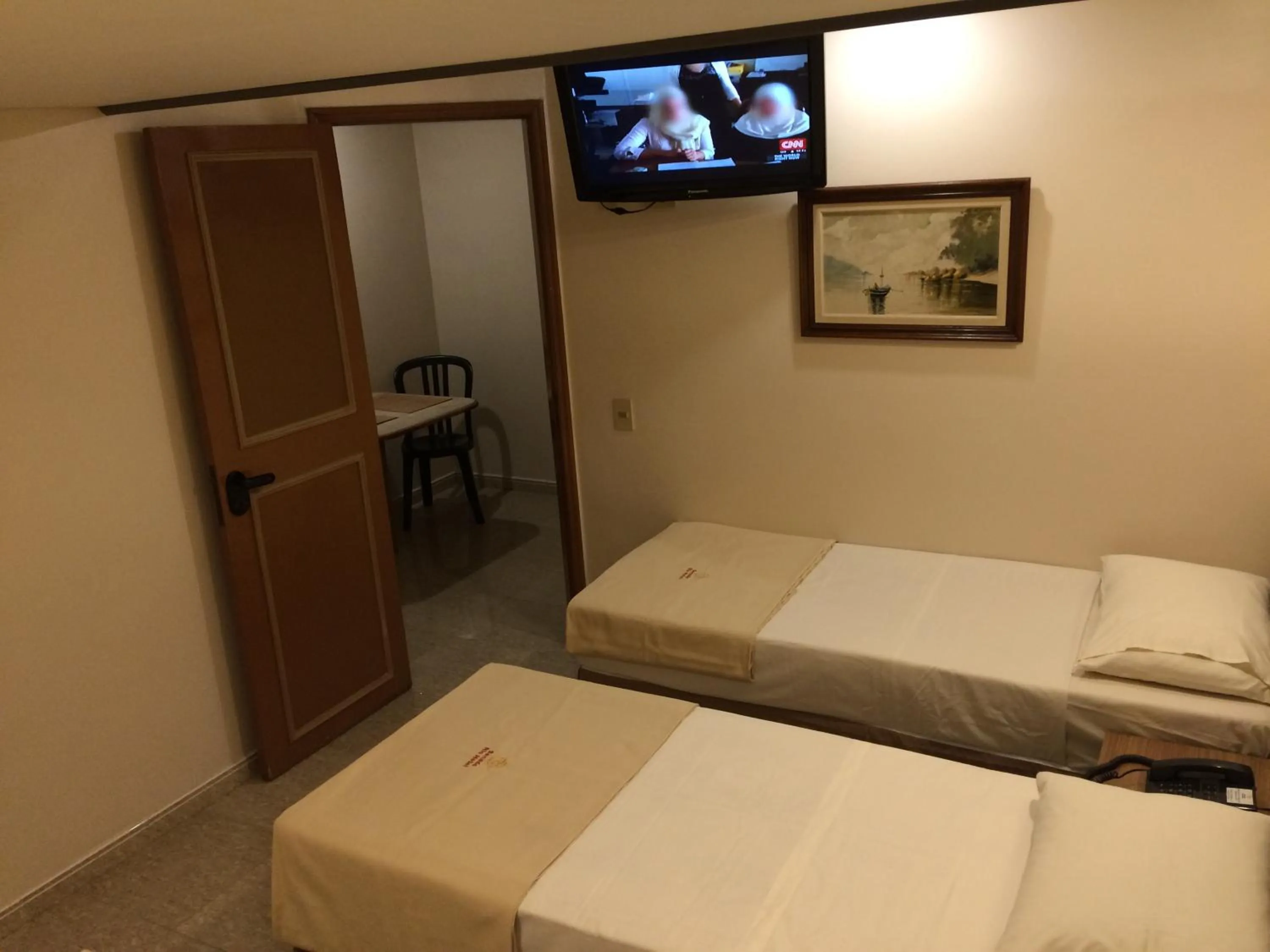 Photo of the whole room, Bed in Hotel Fênix (Adult Only)