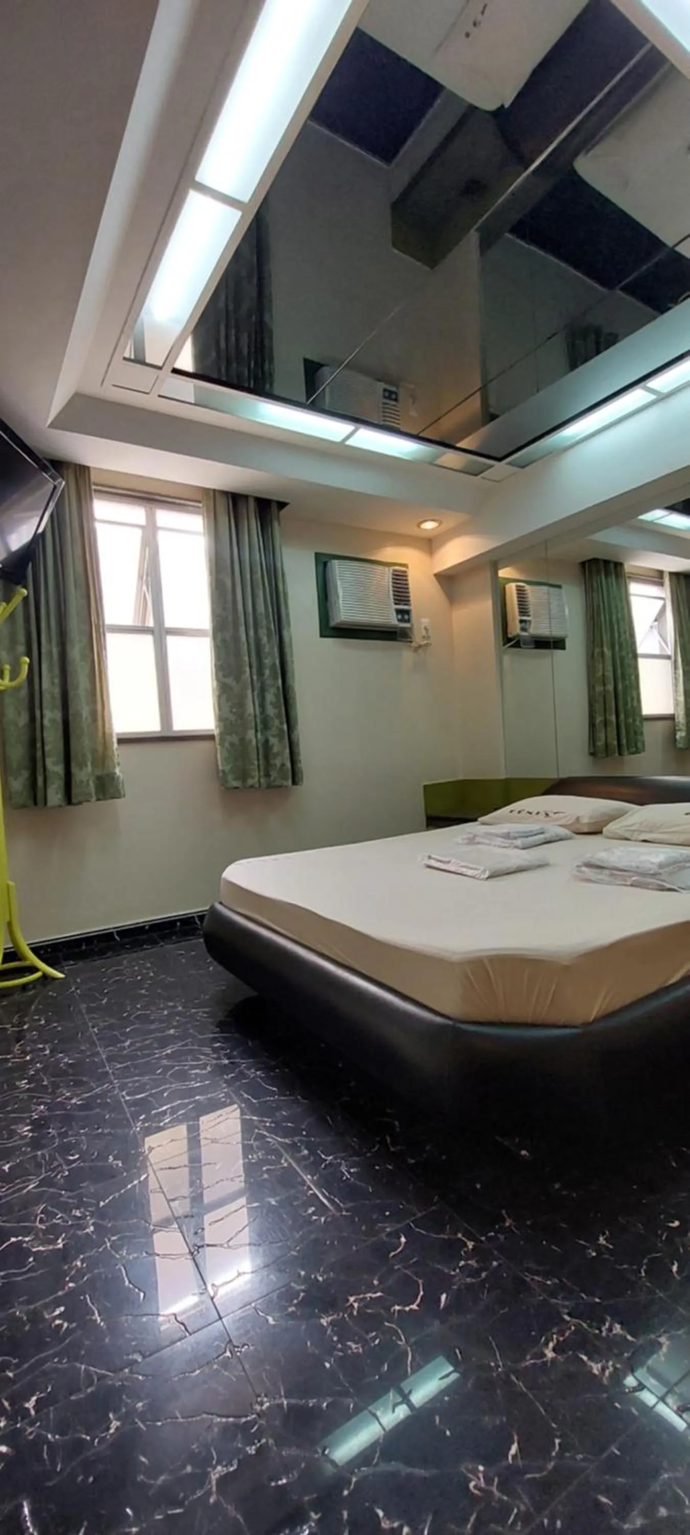 Bed in Hotel Fênix (Adult Only)