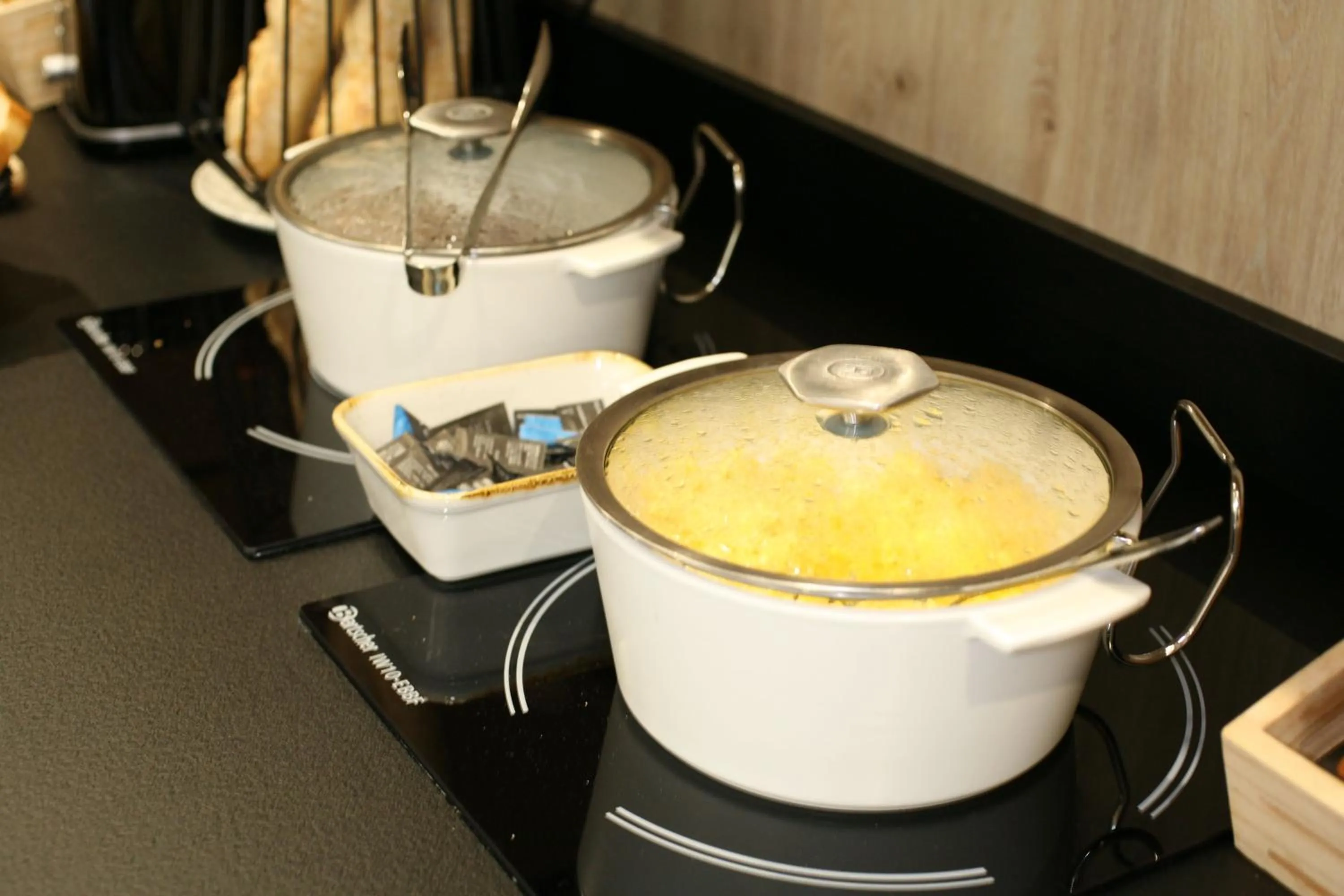 Buffet breakfast in ibis Saint-Lô