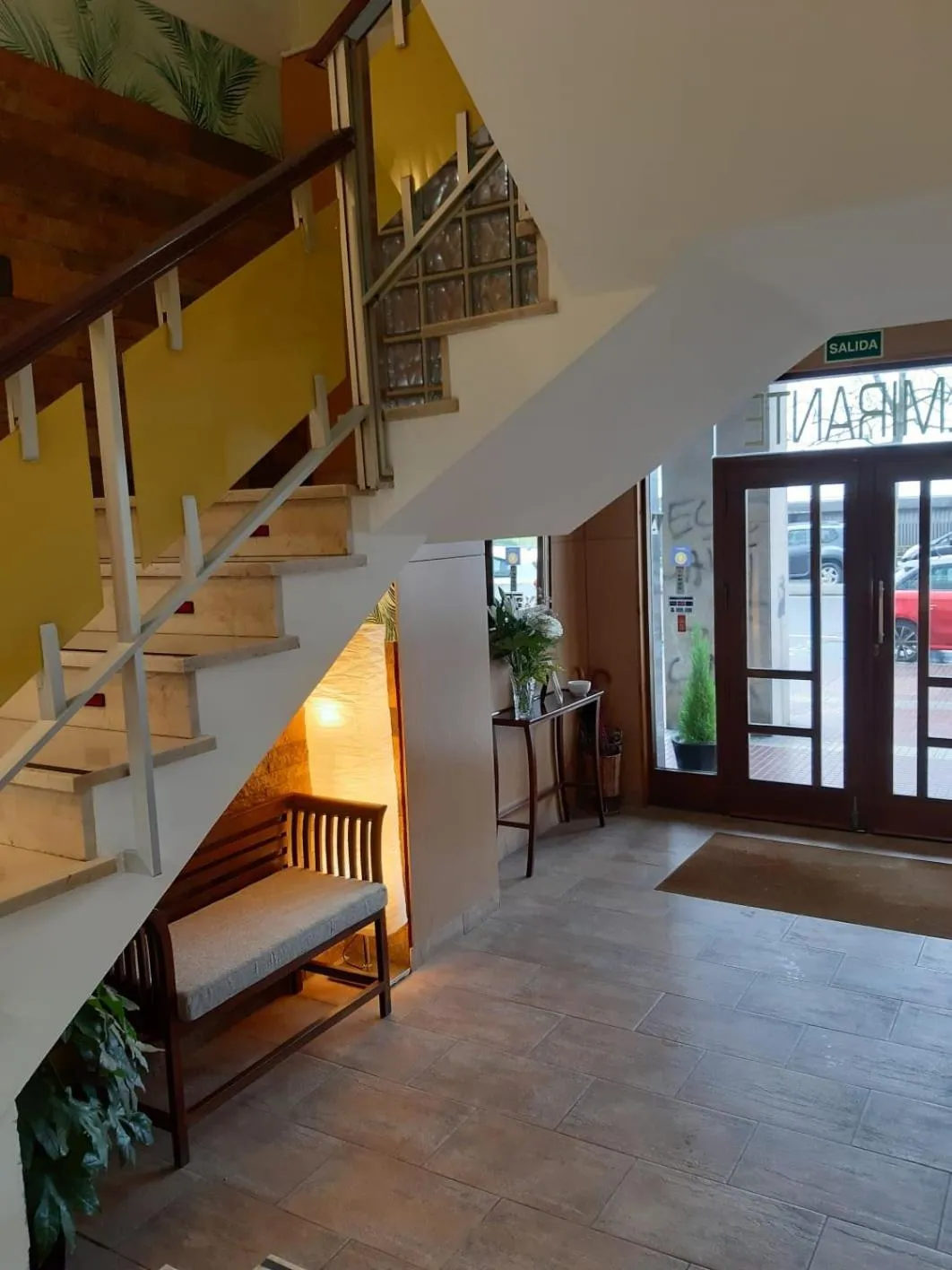 Facade/entrance in Hotel Almirante