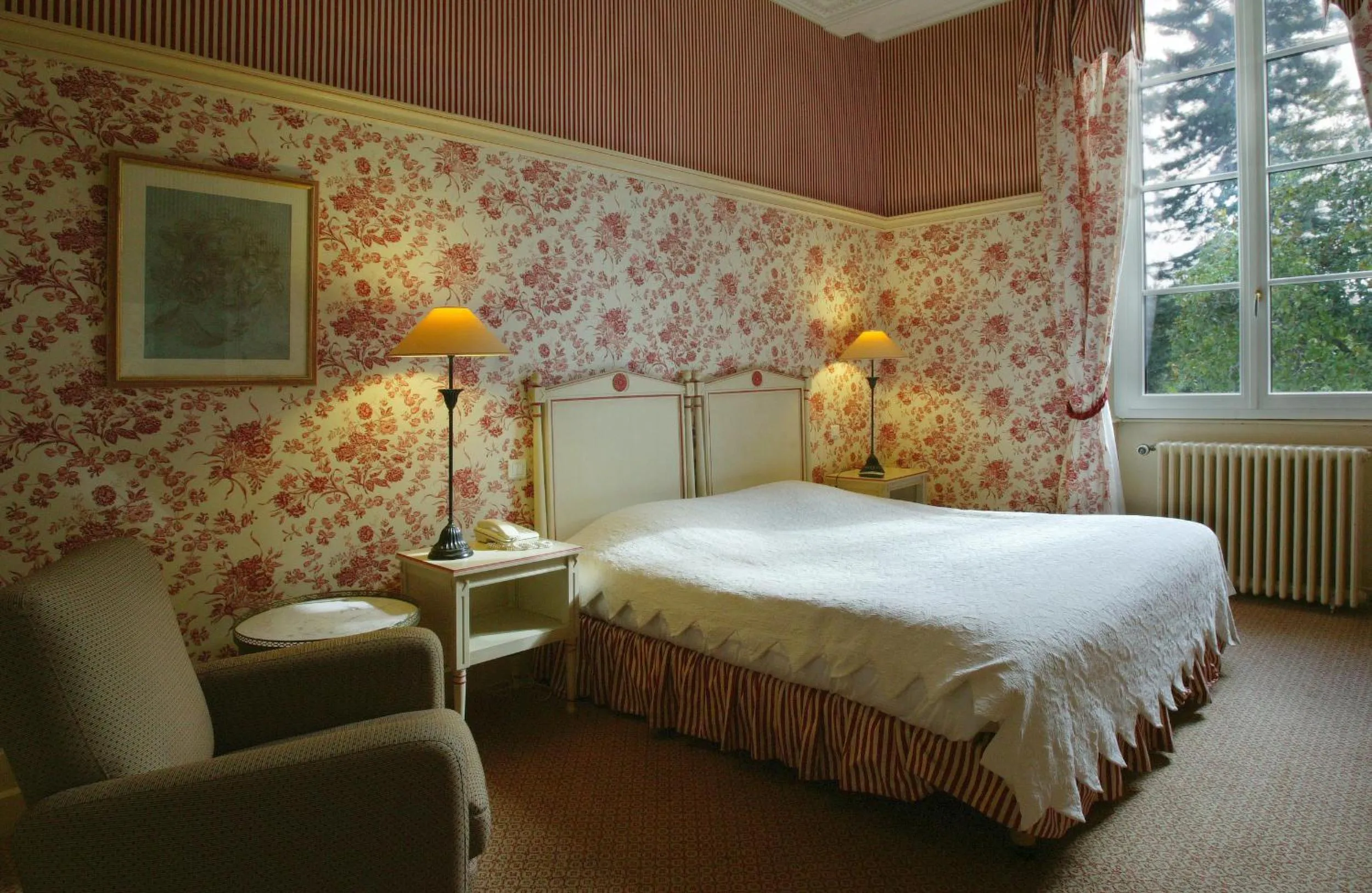 Bedroom, Bed in Le Manoir de Bellerive
