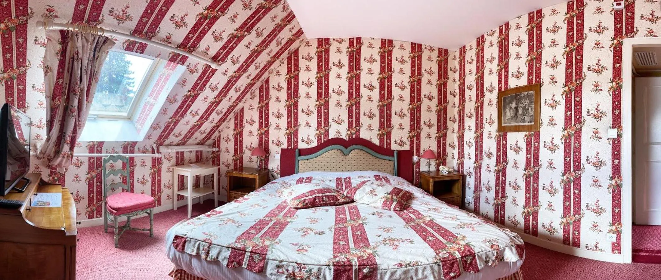 Bedroom, Bed in Le Manoir de Bellerive