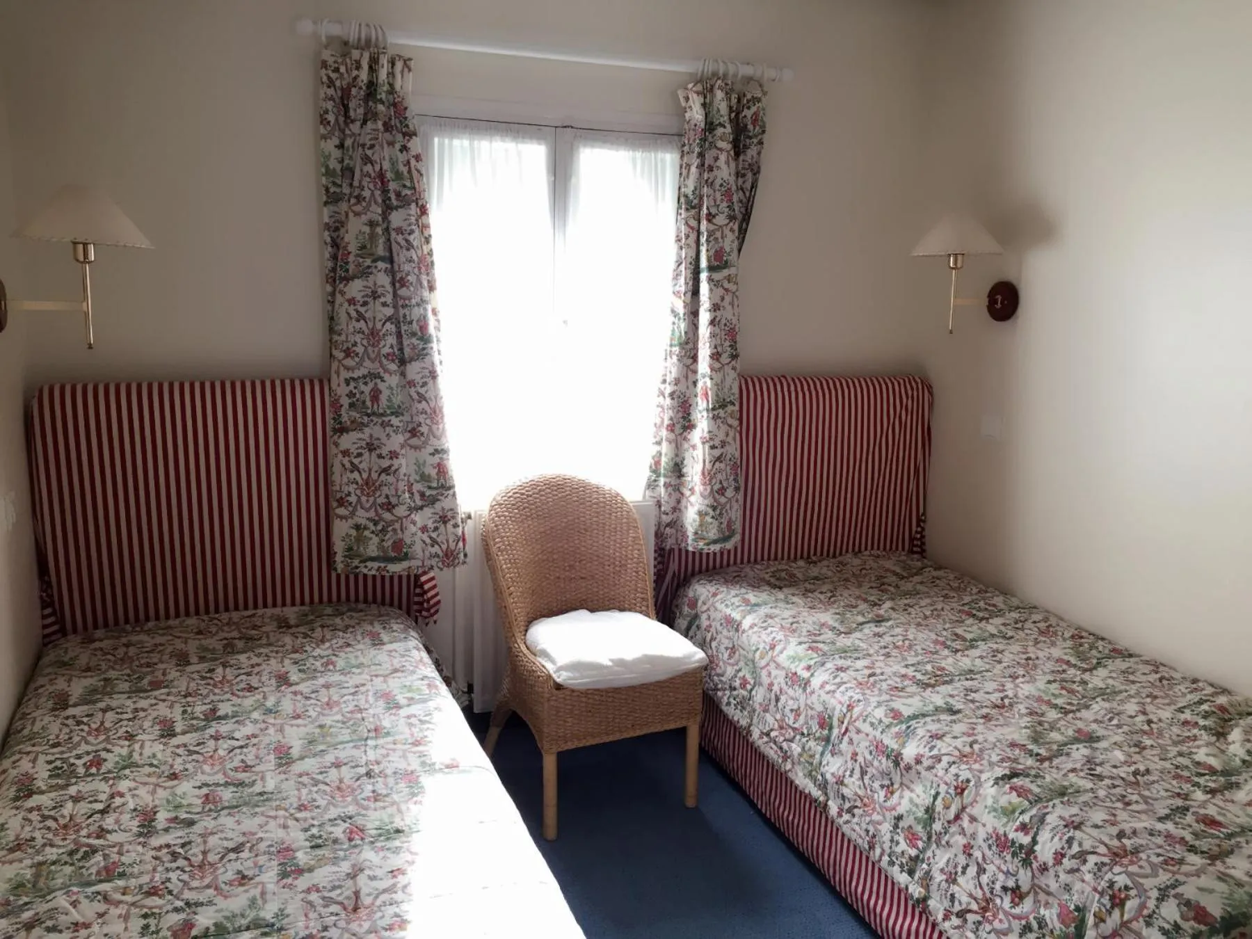 Bedroom, Bed in Le Manoir de Bellerive